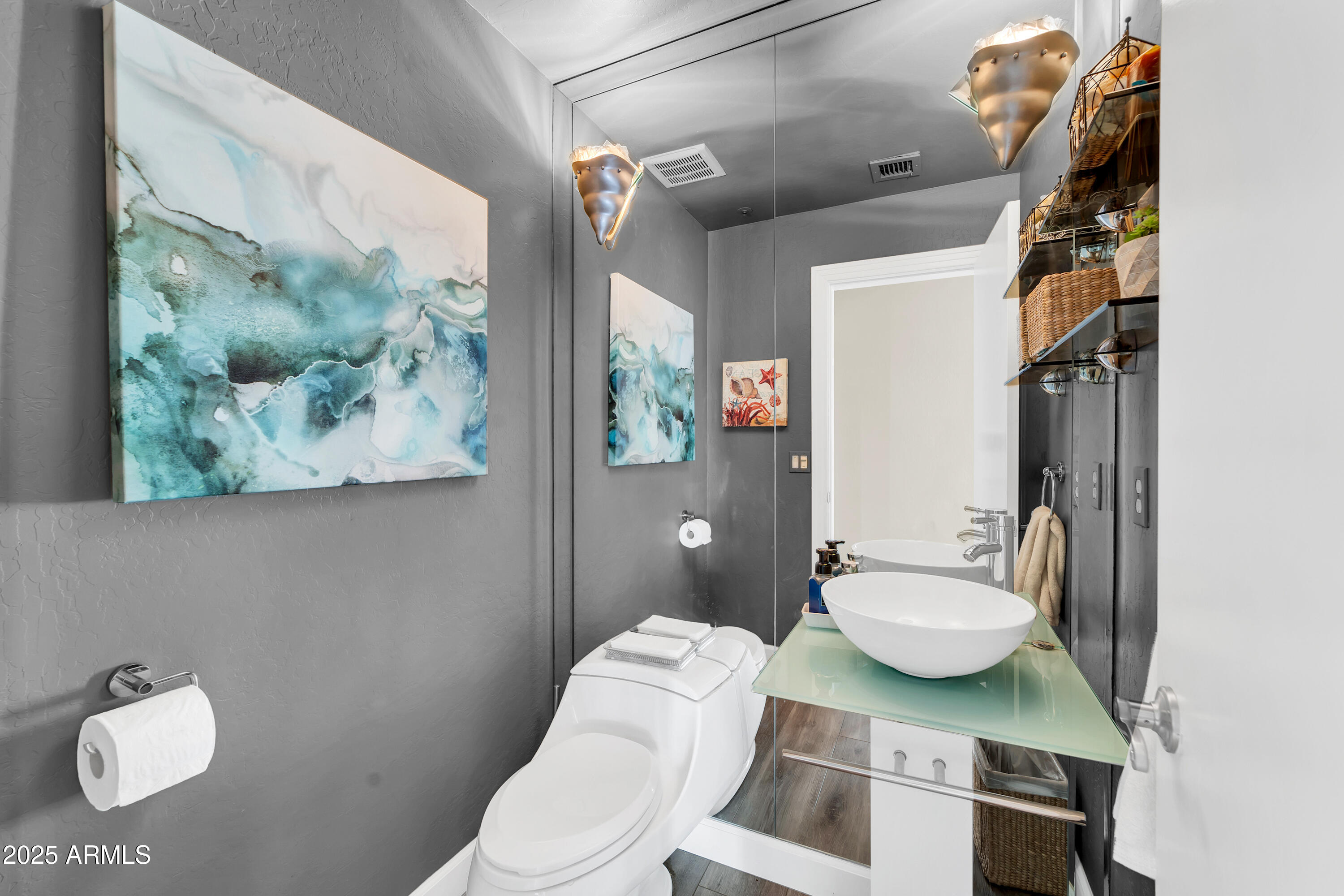 7557 E MCLELLAN Lane