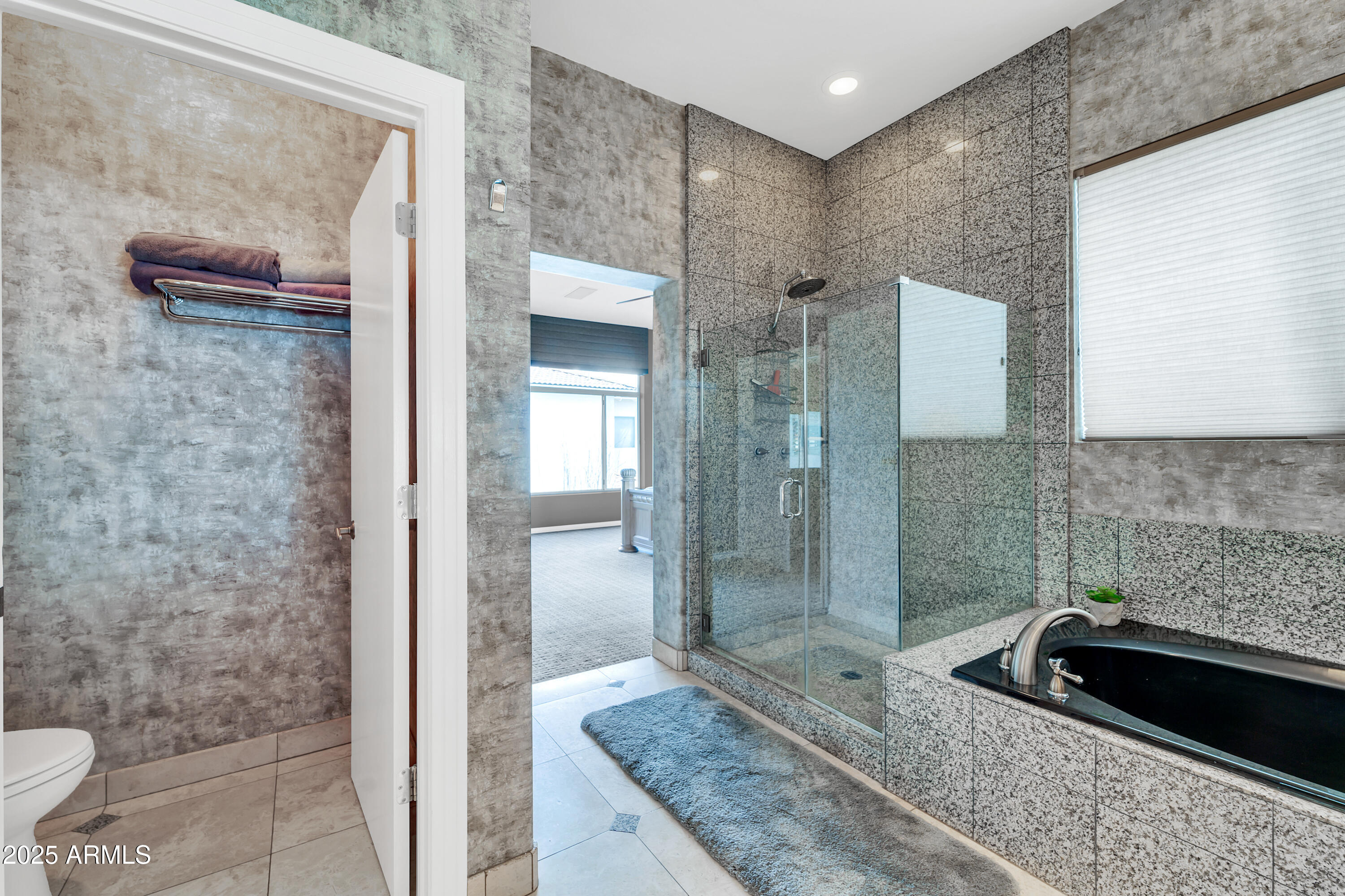 7557 E MCLELLAN Lane