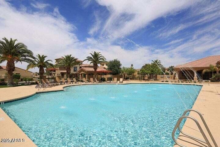 1367 S COUNTRY CLUB Drive, 1074