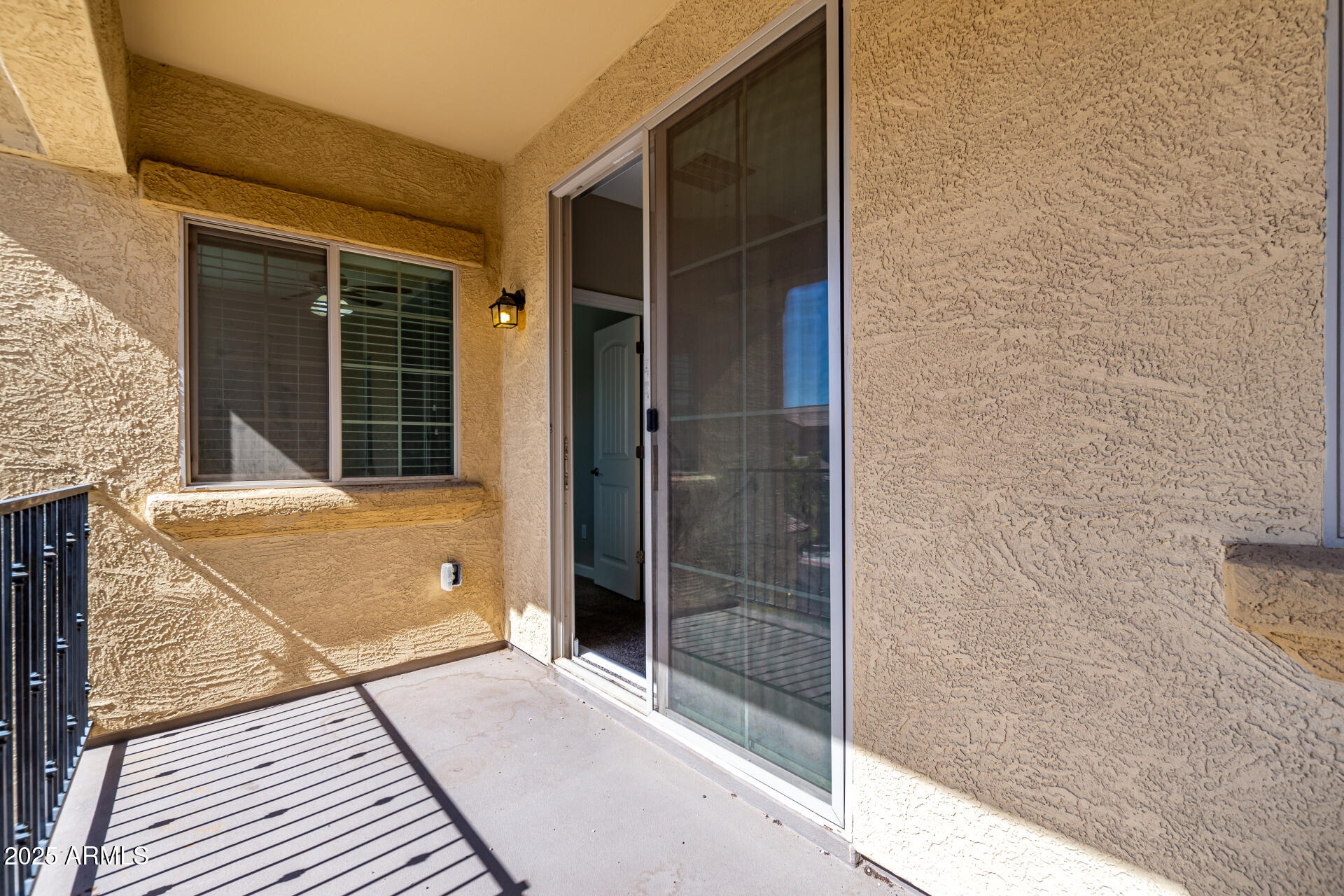 1367 S COUNTRY CLUB Drive, 1074