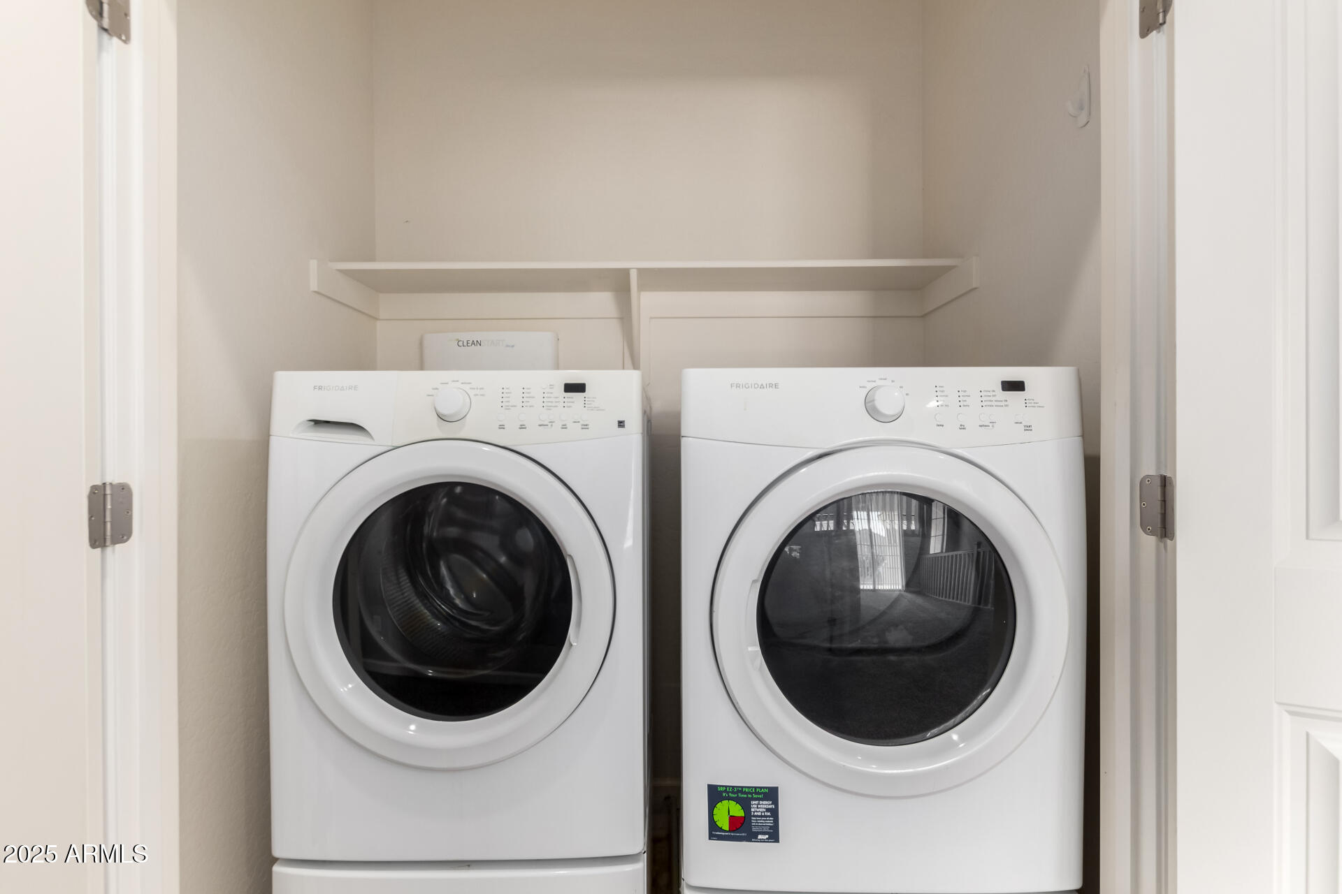 1367 S COUNTRY CLUB Drive, 1074