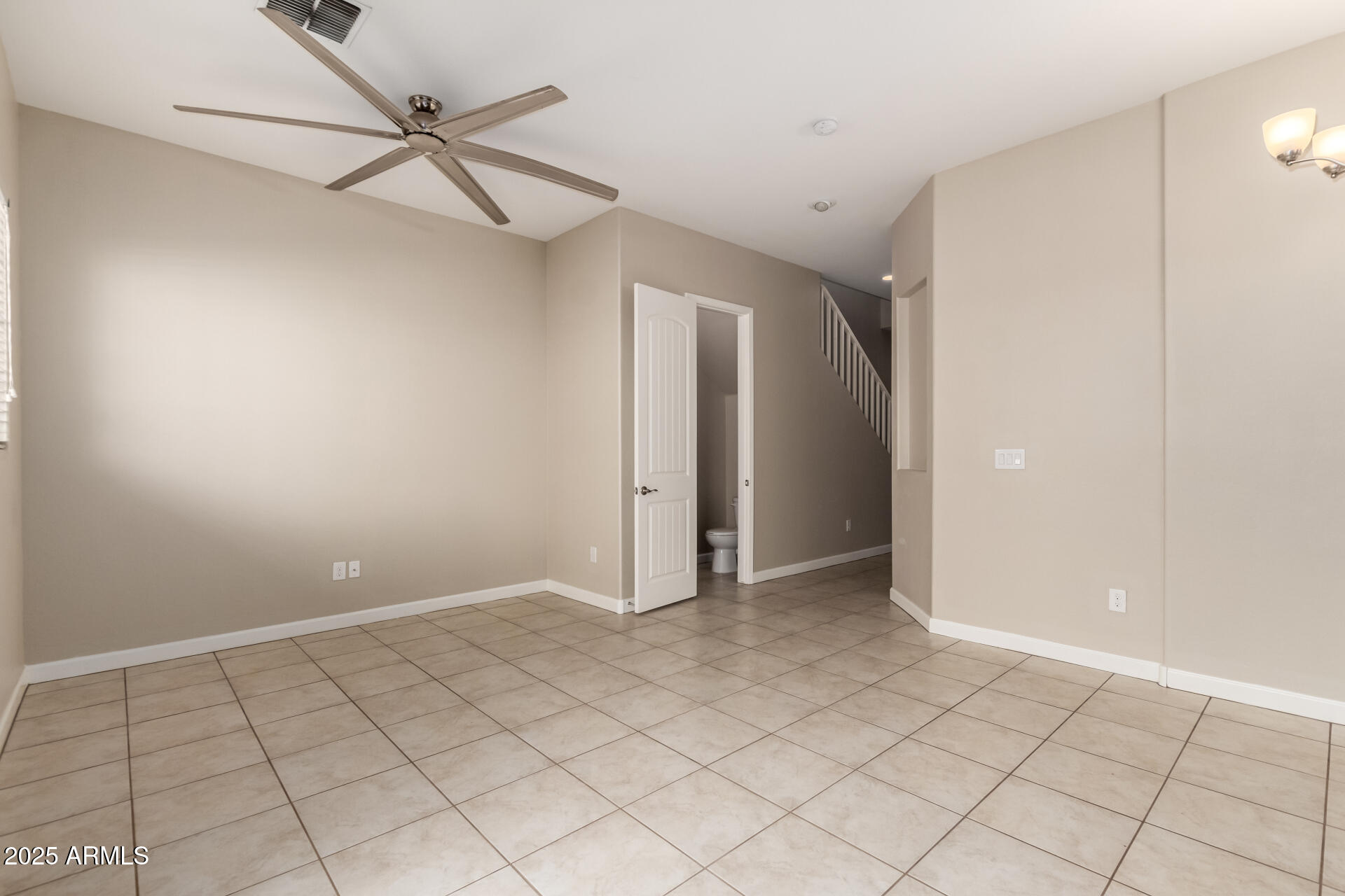 1367 S COUNTRY CLUB Drive, 1074