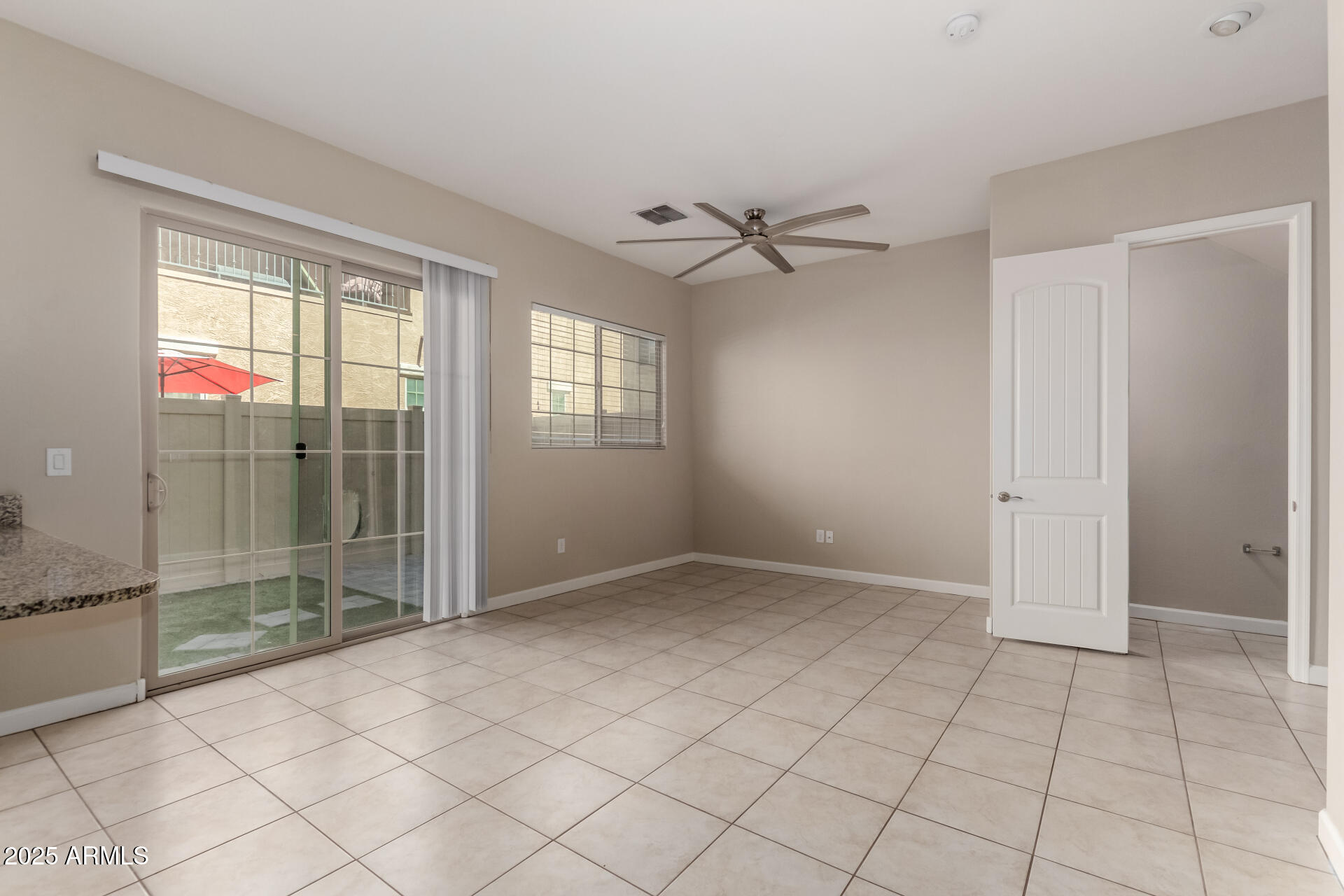 1367 S COUNTRY CLUB Drive, 1074