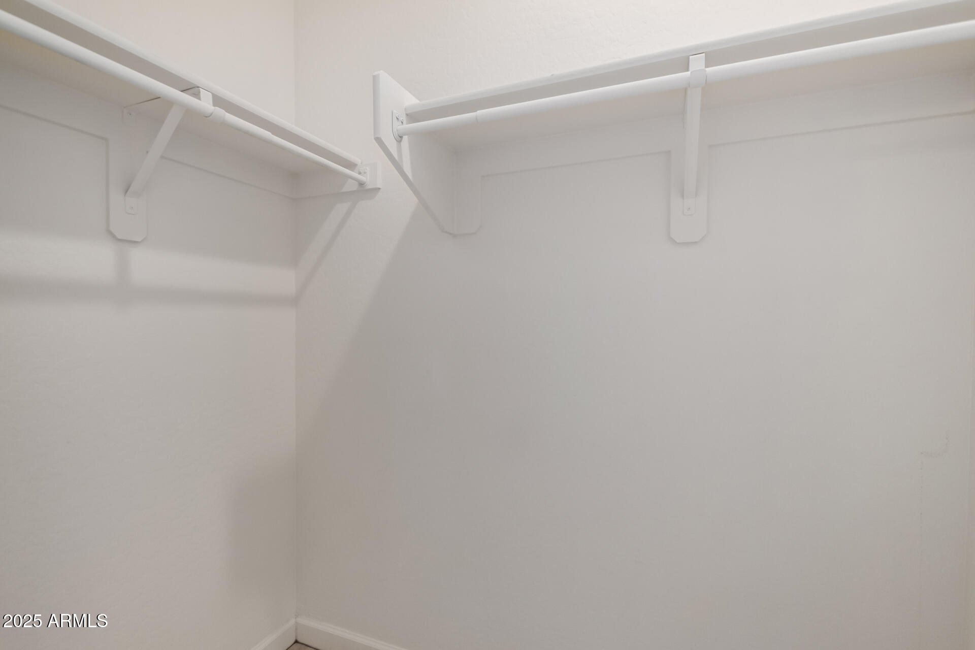 1367 S COUNTRY CLUB Drive, 1074