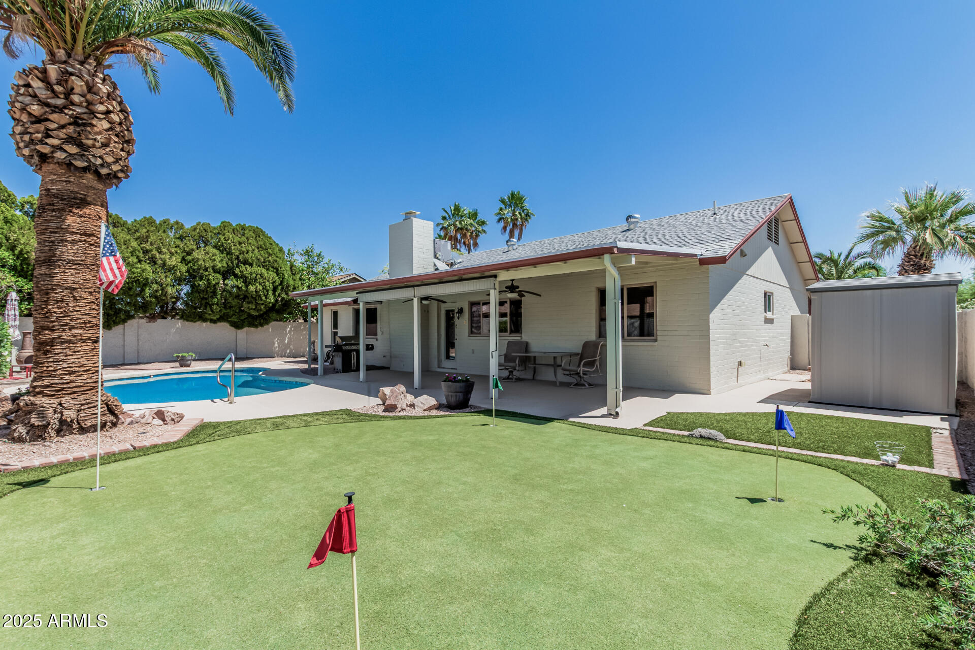 3300 N CORONADO Street