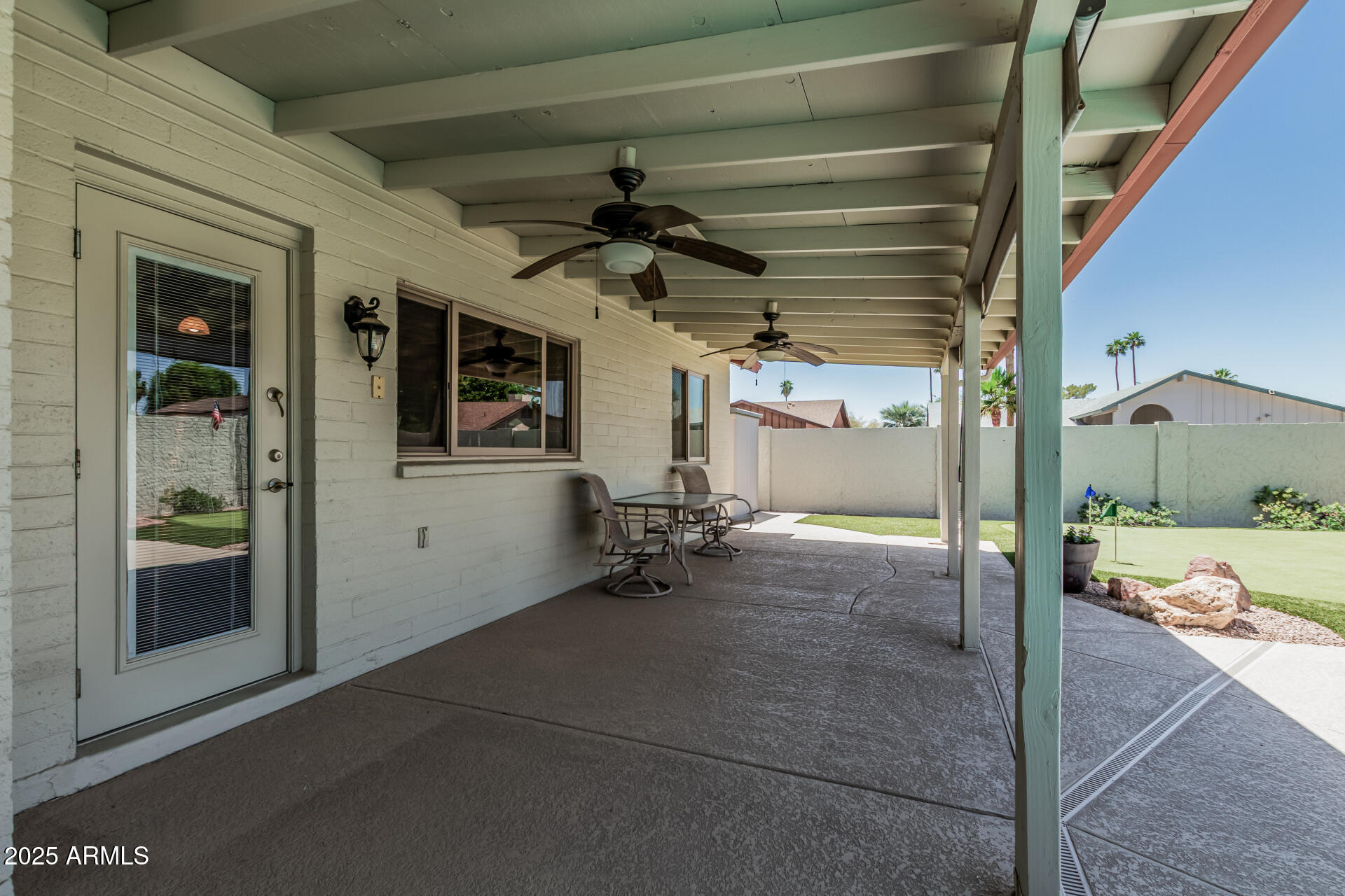 3300 N CORONADO Street