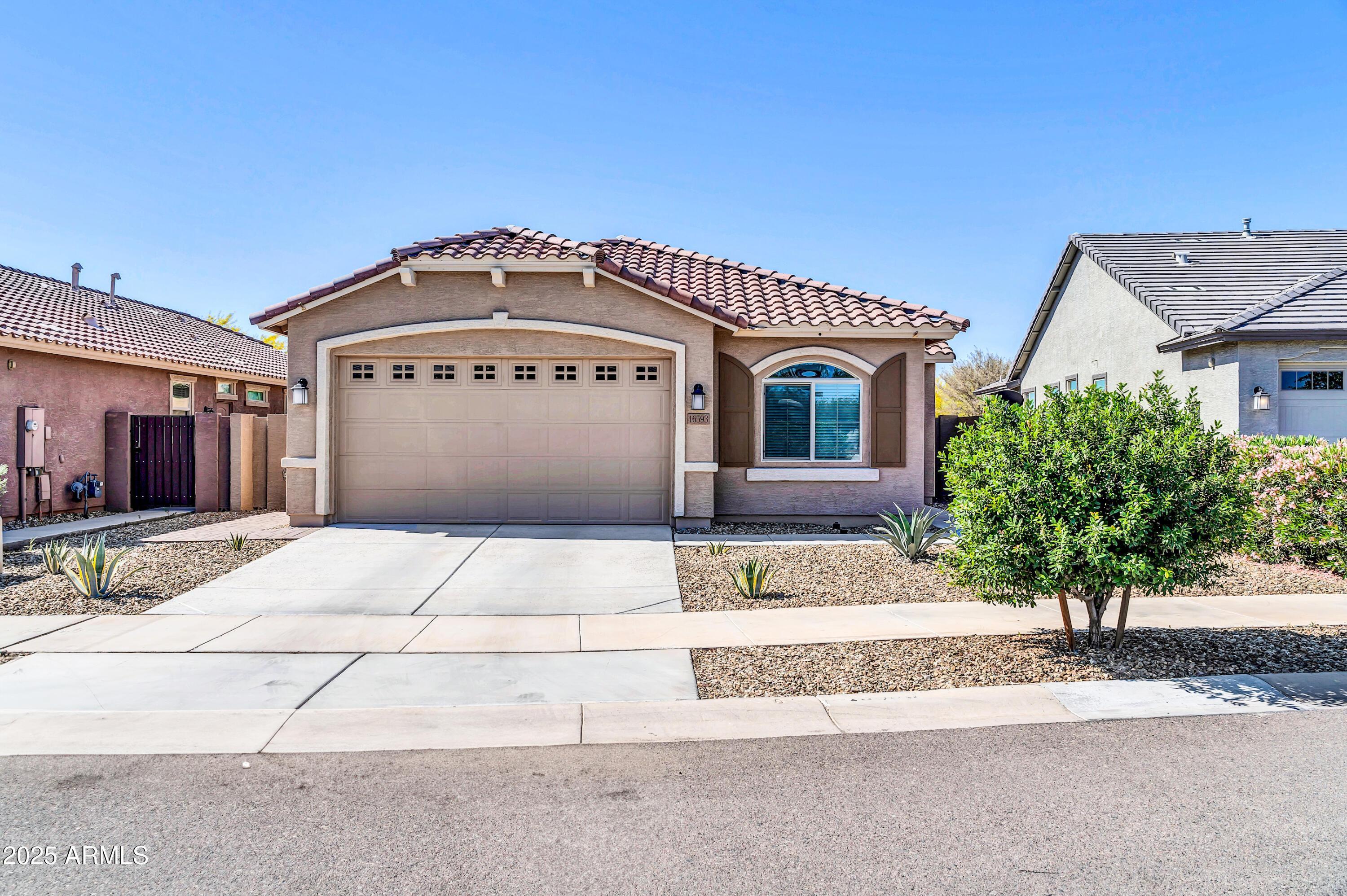 16593 W ALAMEDA Road