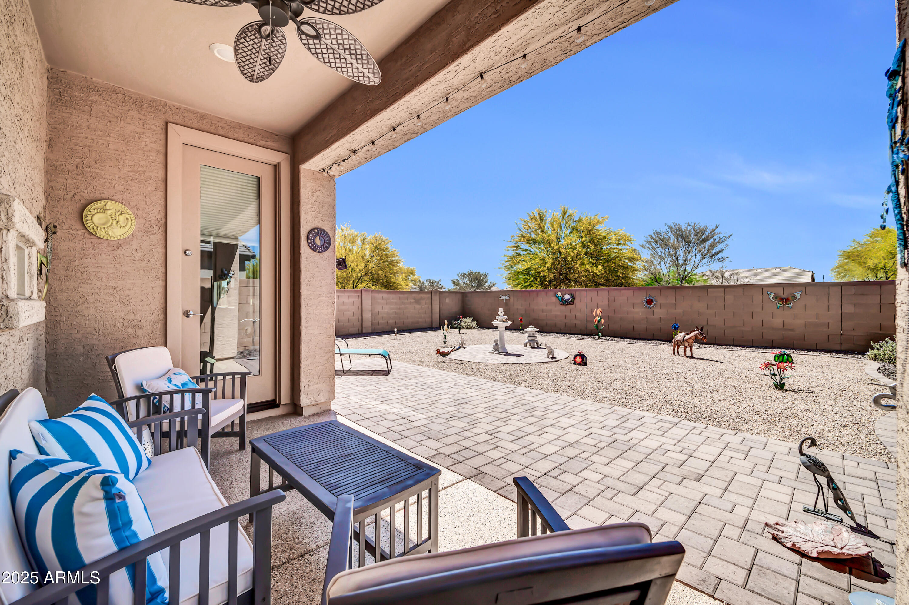 16593 W ALAMEDA Road