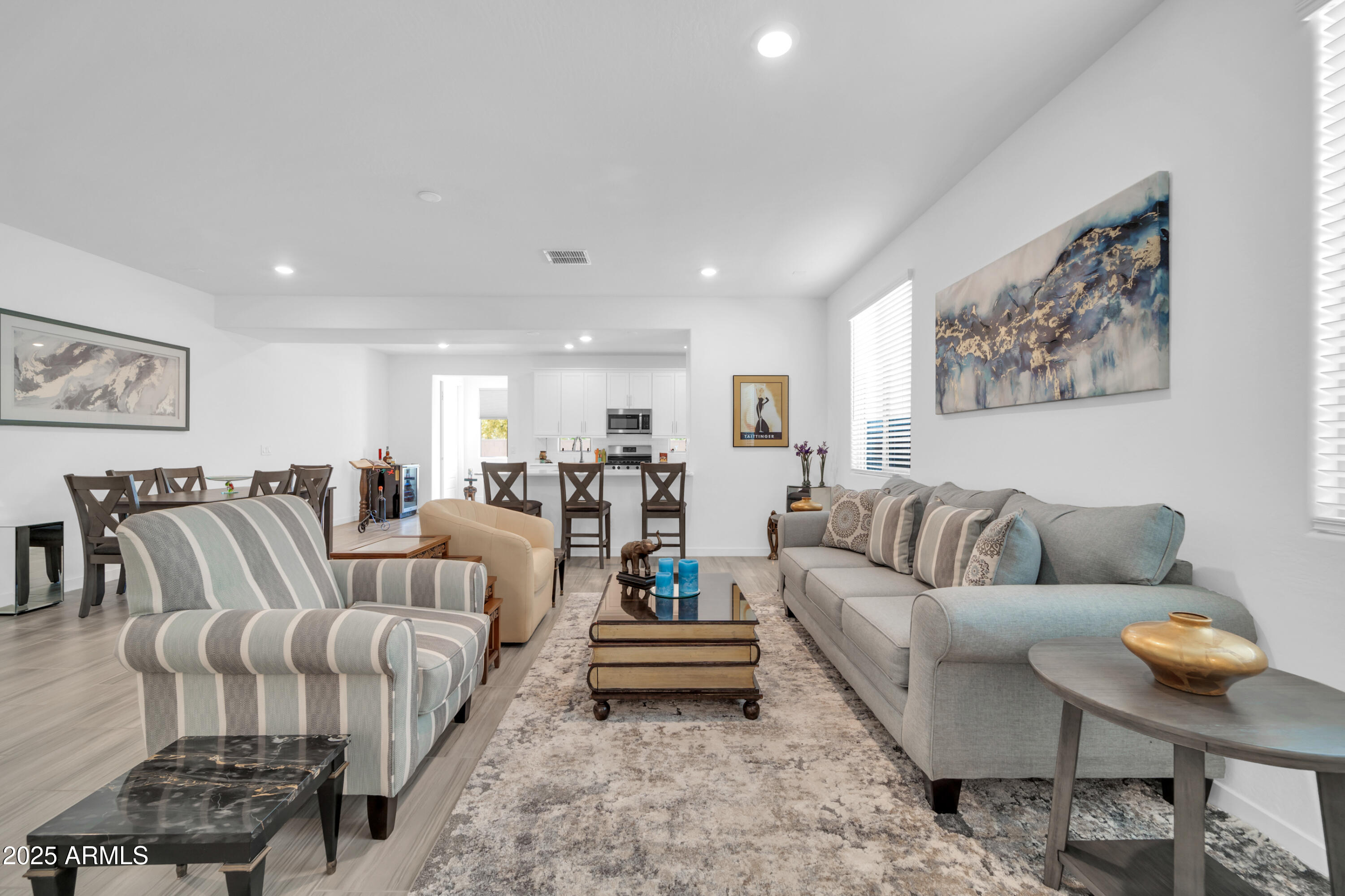 16593 W ALAMEDA Road