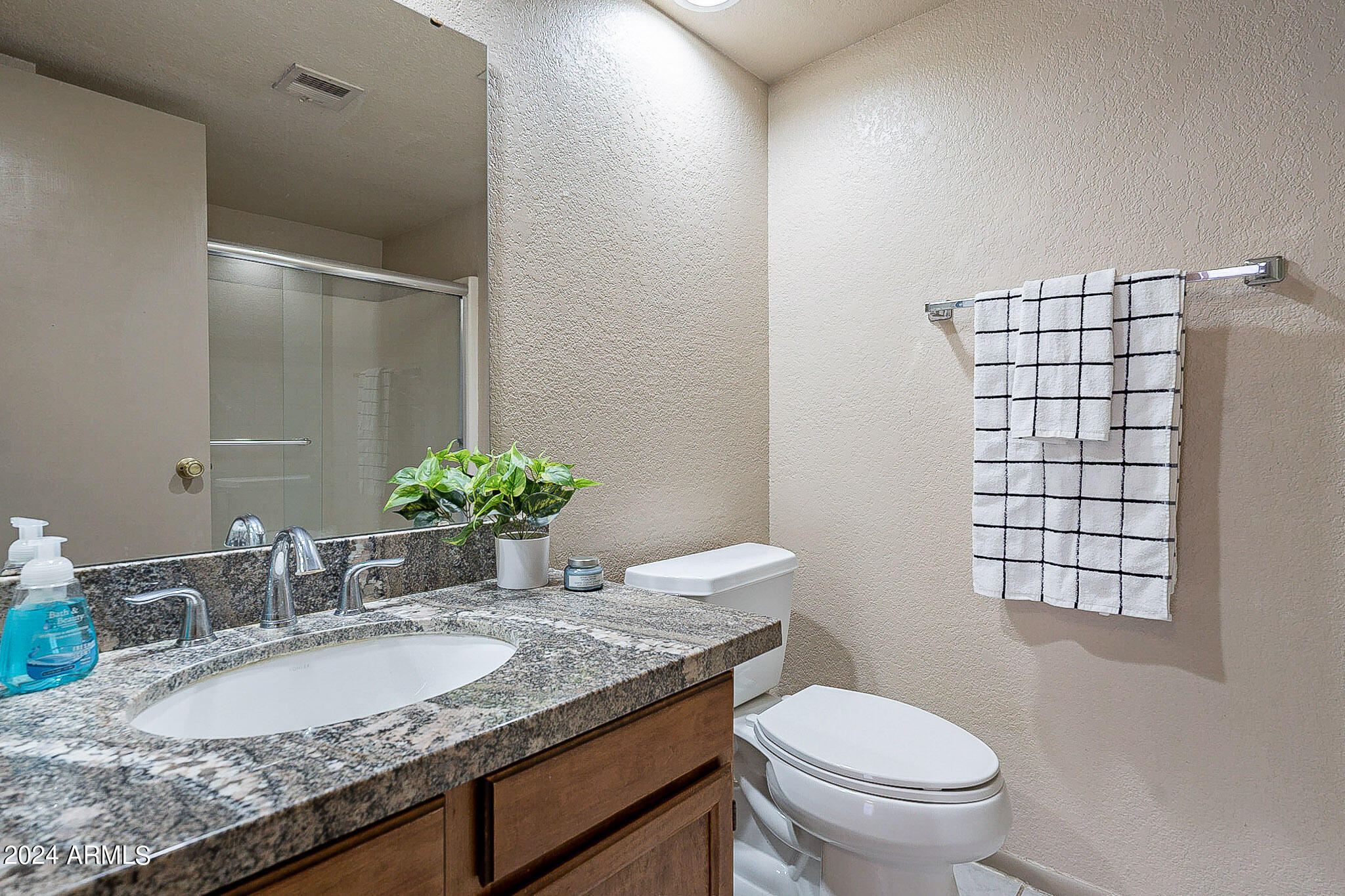 1905 E UNIVERSITY Drive, 259