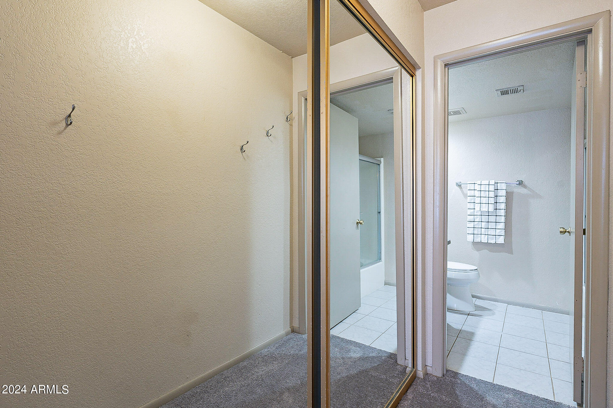 1905 E UNIVERSITY Drive, 259