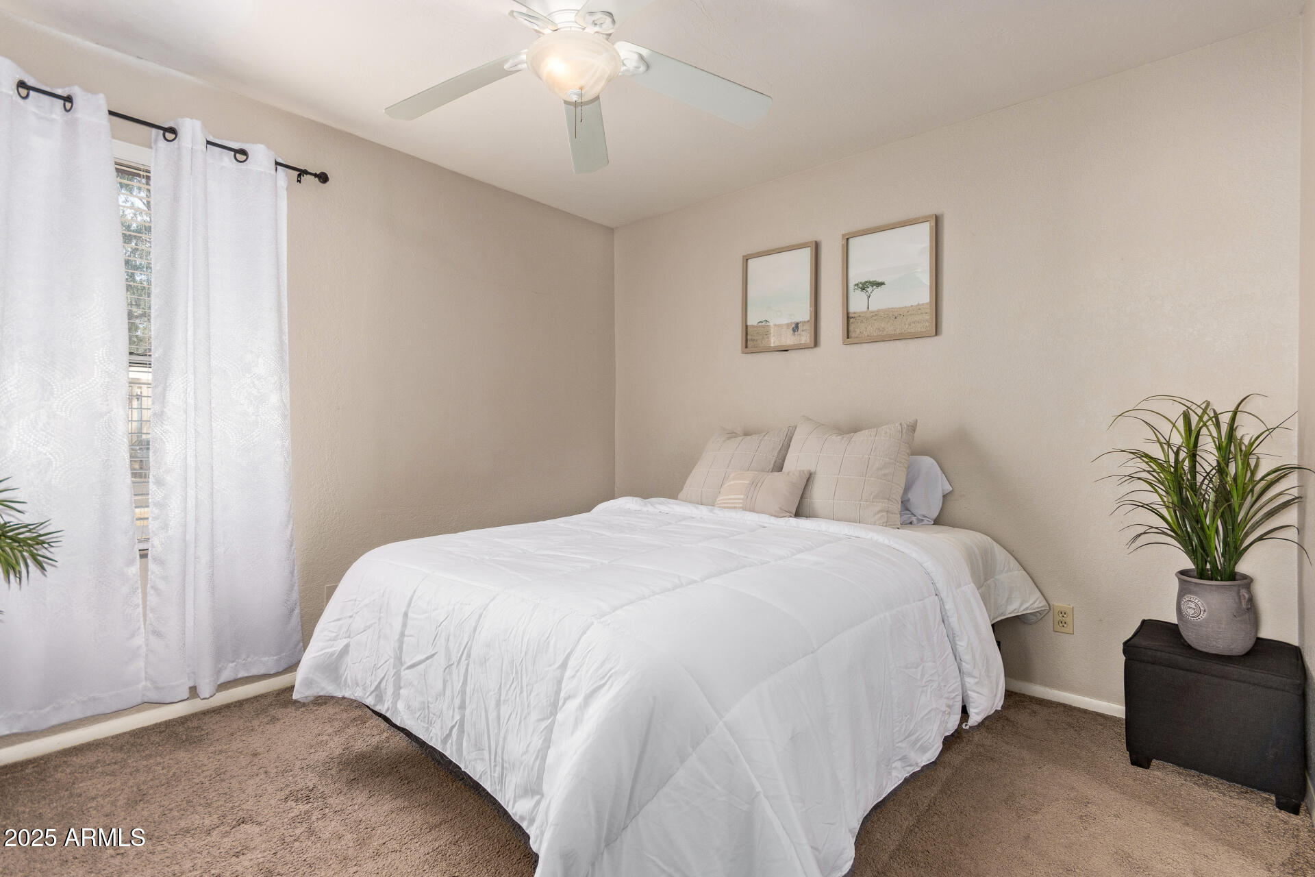 5136 E EVERGREEN Street, 1142