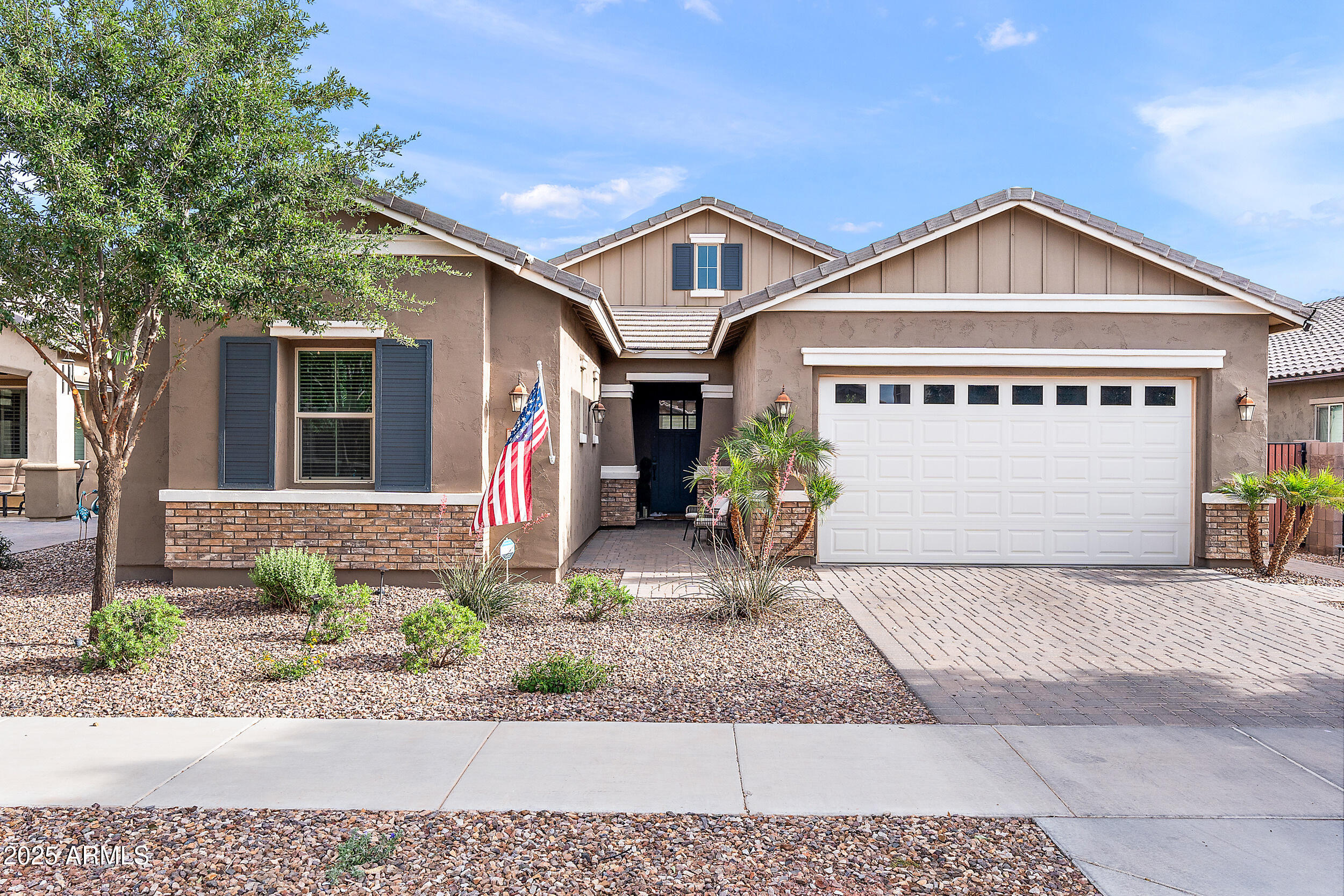 20563 E CARRIAGE Way