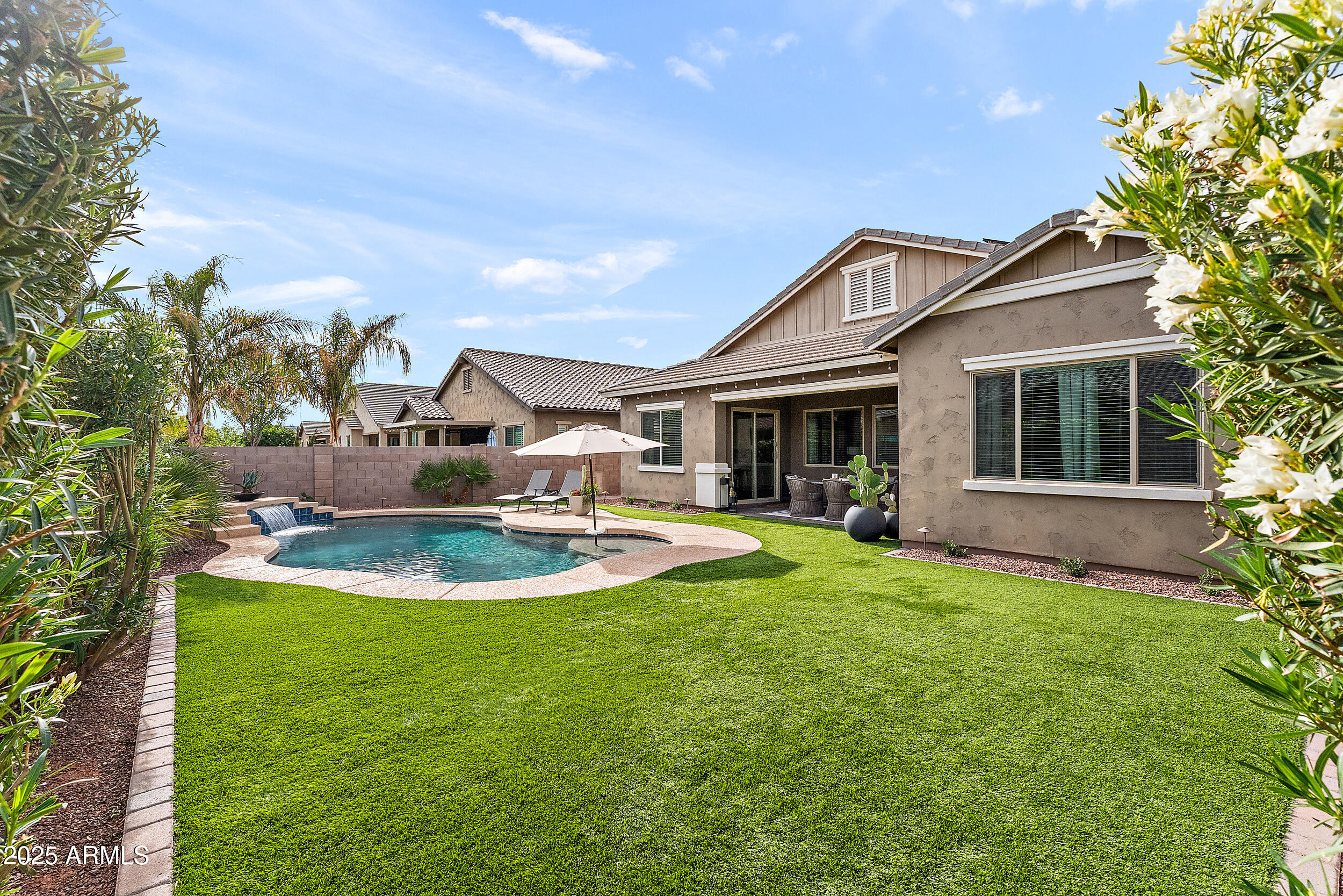 20563 E CARRIAGE Way