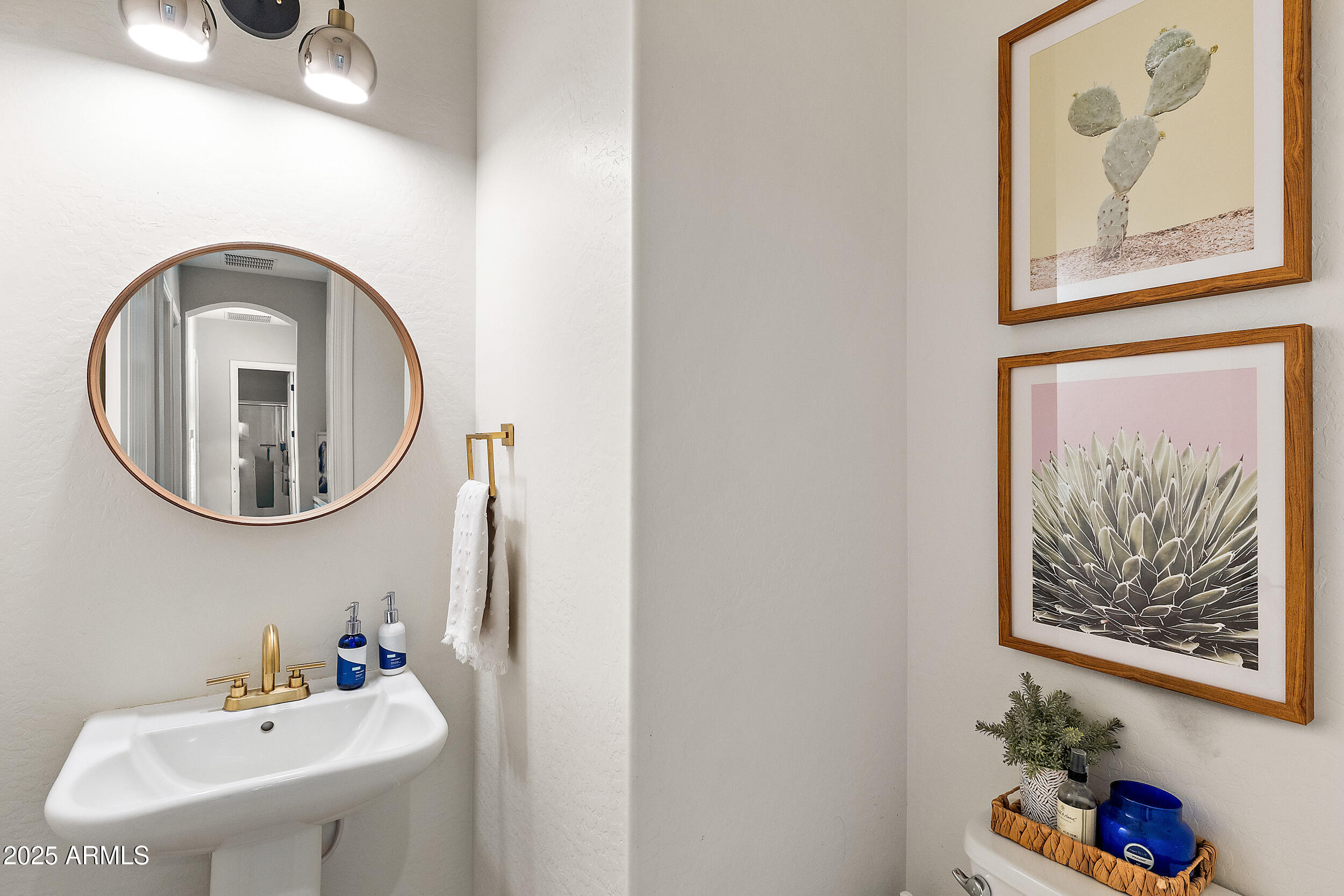 20563 E CARRIAGE Way