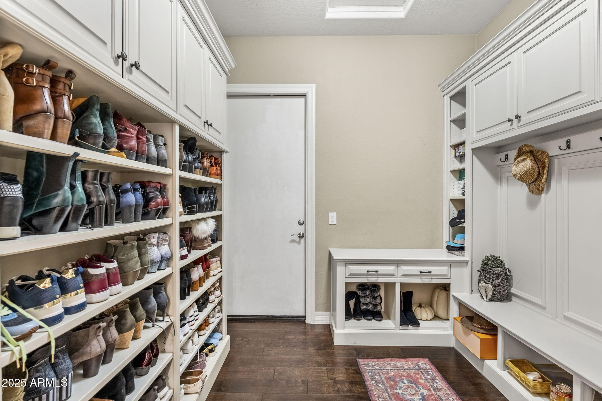 9936 E WINTER SUN Drive