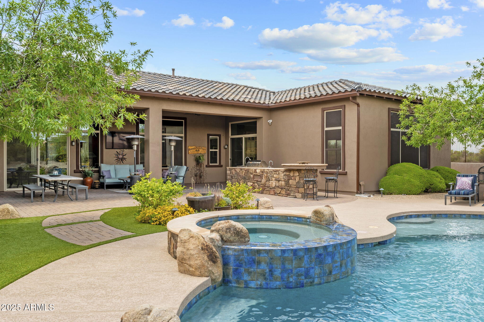 9936 E WINTER SUN Drive