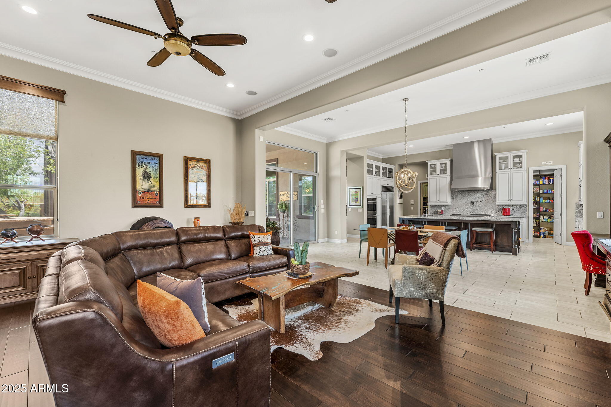 9936 E WINTER SUN Drive