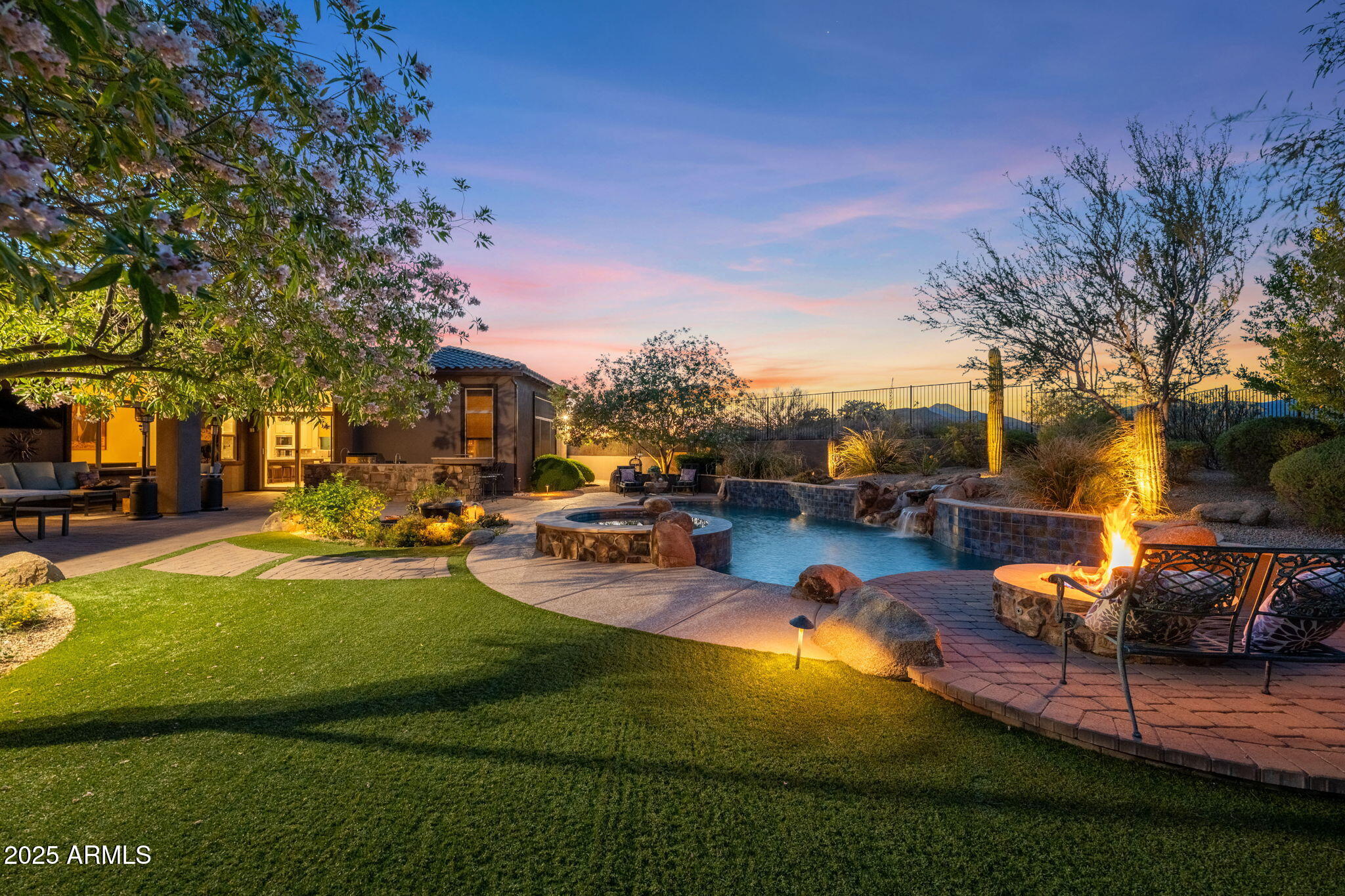 9936 E WINTER SUN Drive