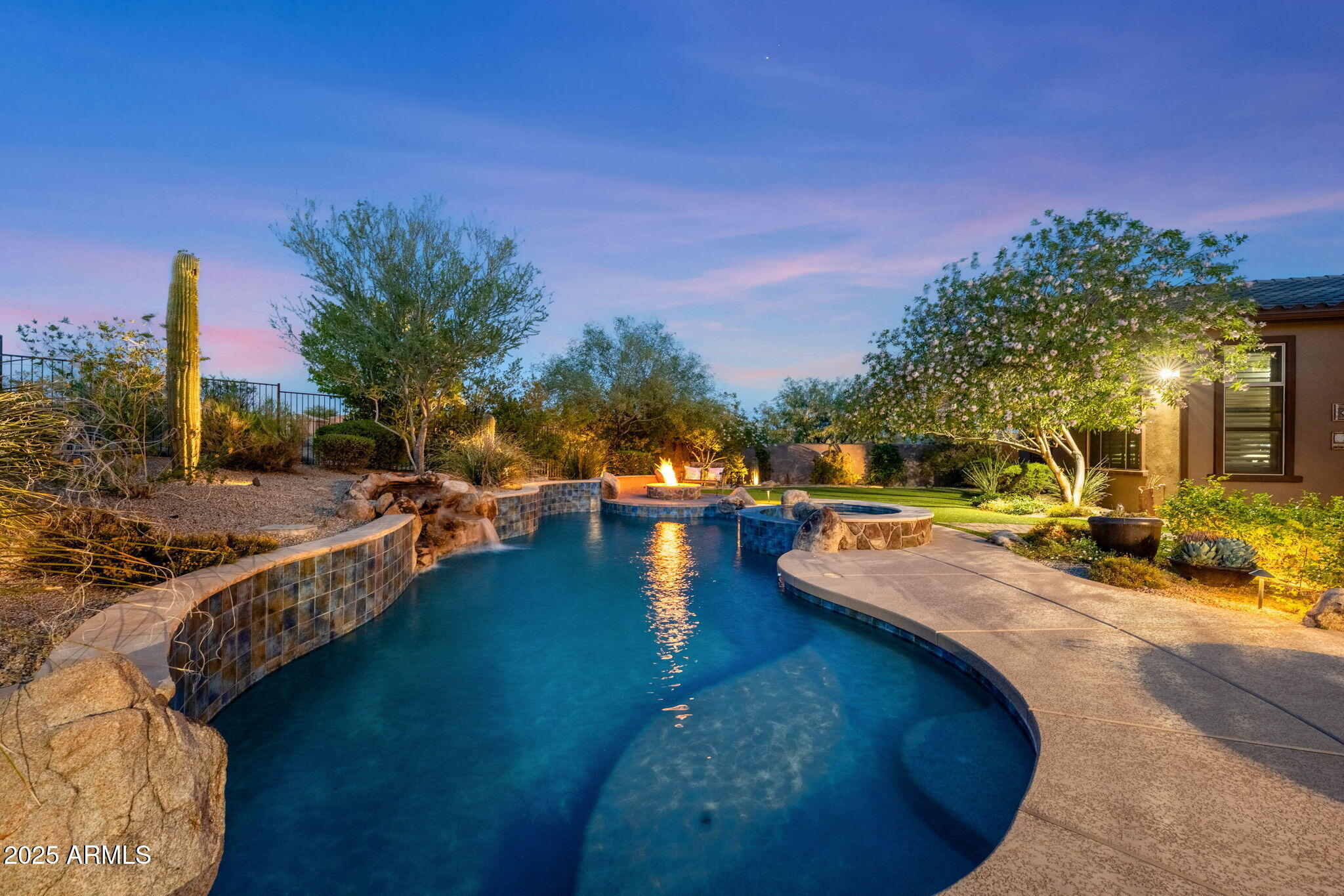 9936 E WINTER SUN Drive