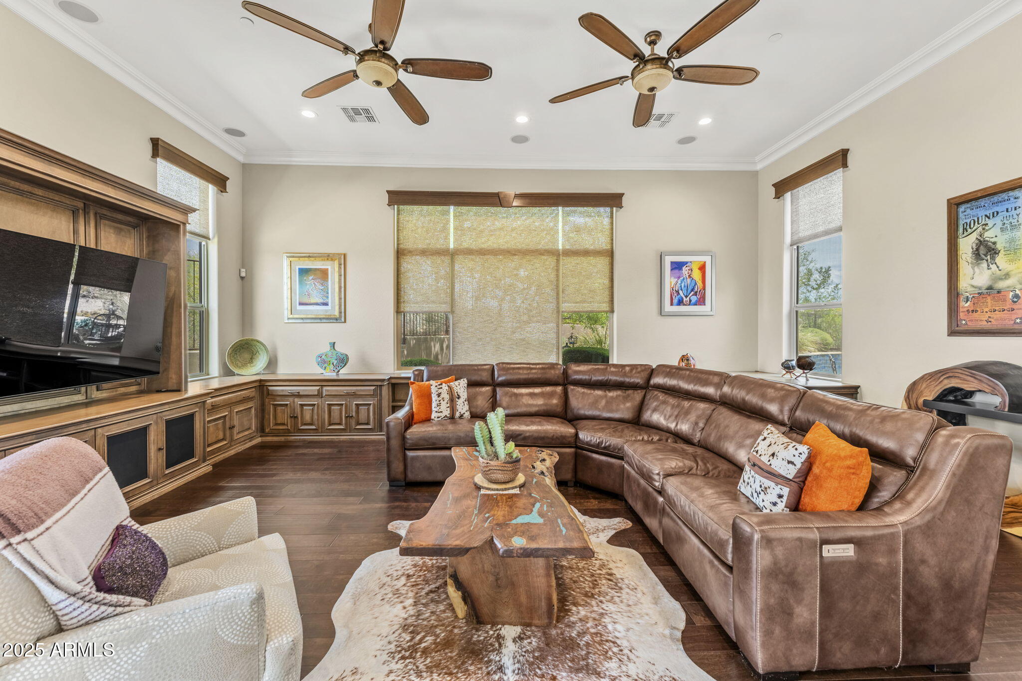 9936 E WINTER SUN Drive