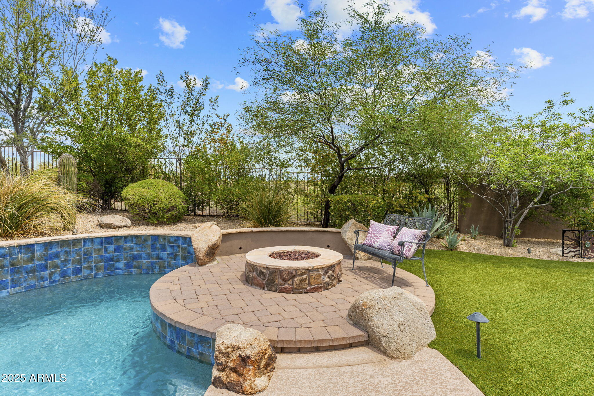 9936 E WINTER SUN Drive