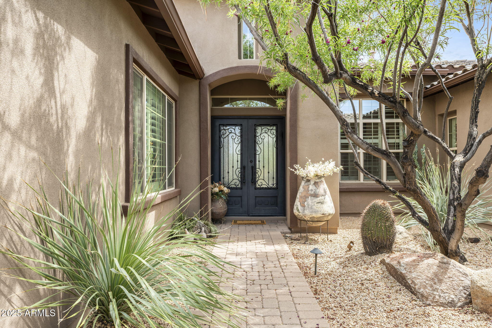 9936 E WINTER SUN Drive