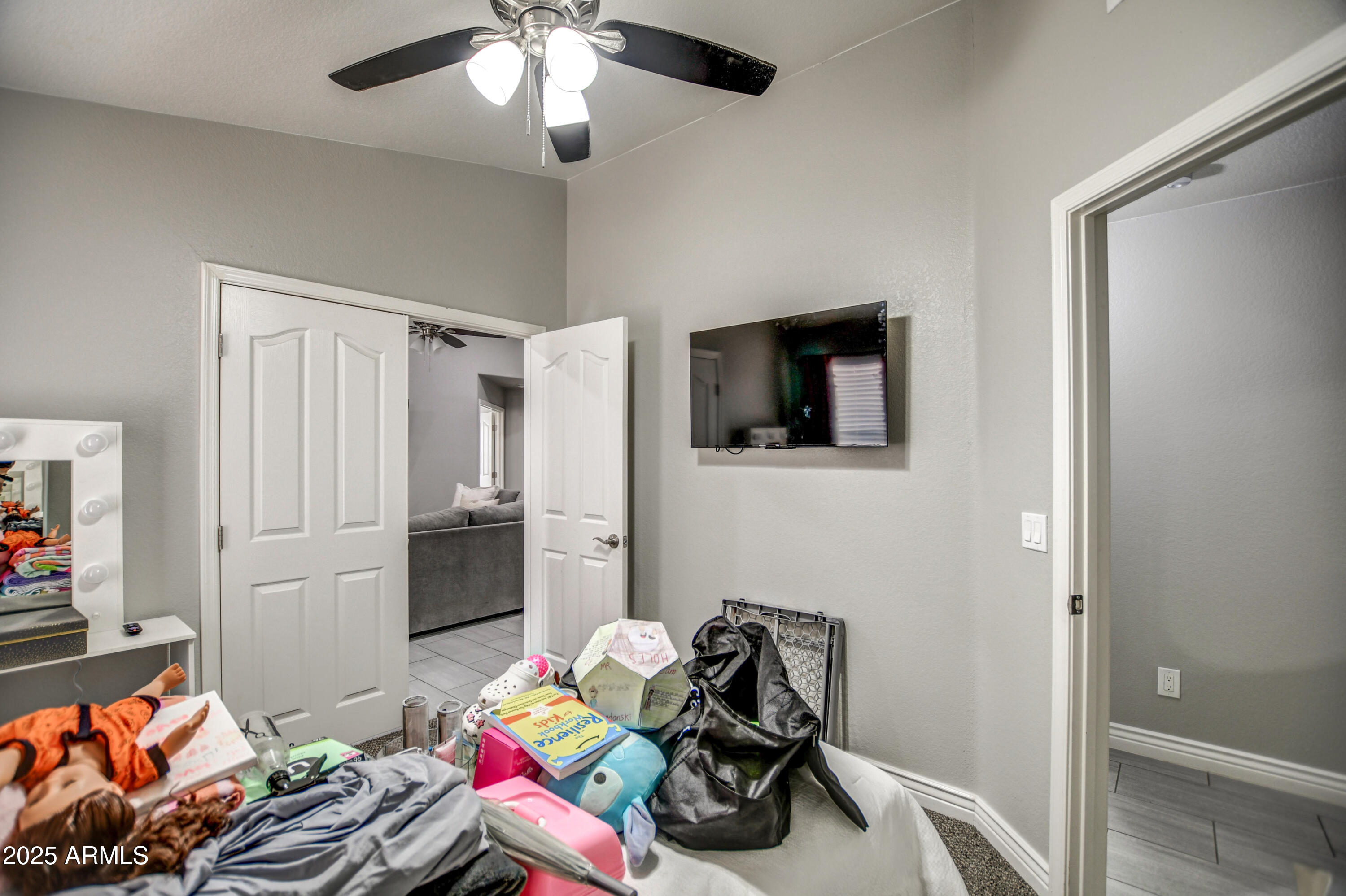 12543 W ROANOKE Avenue