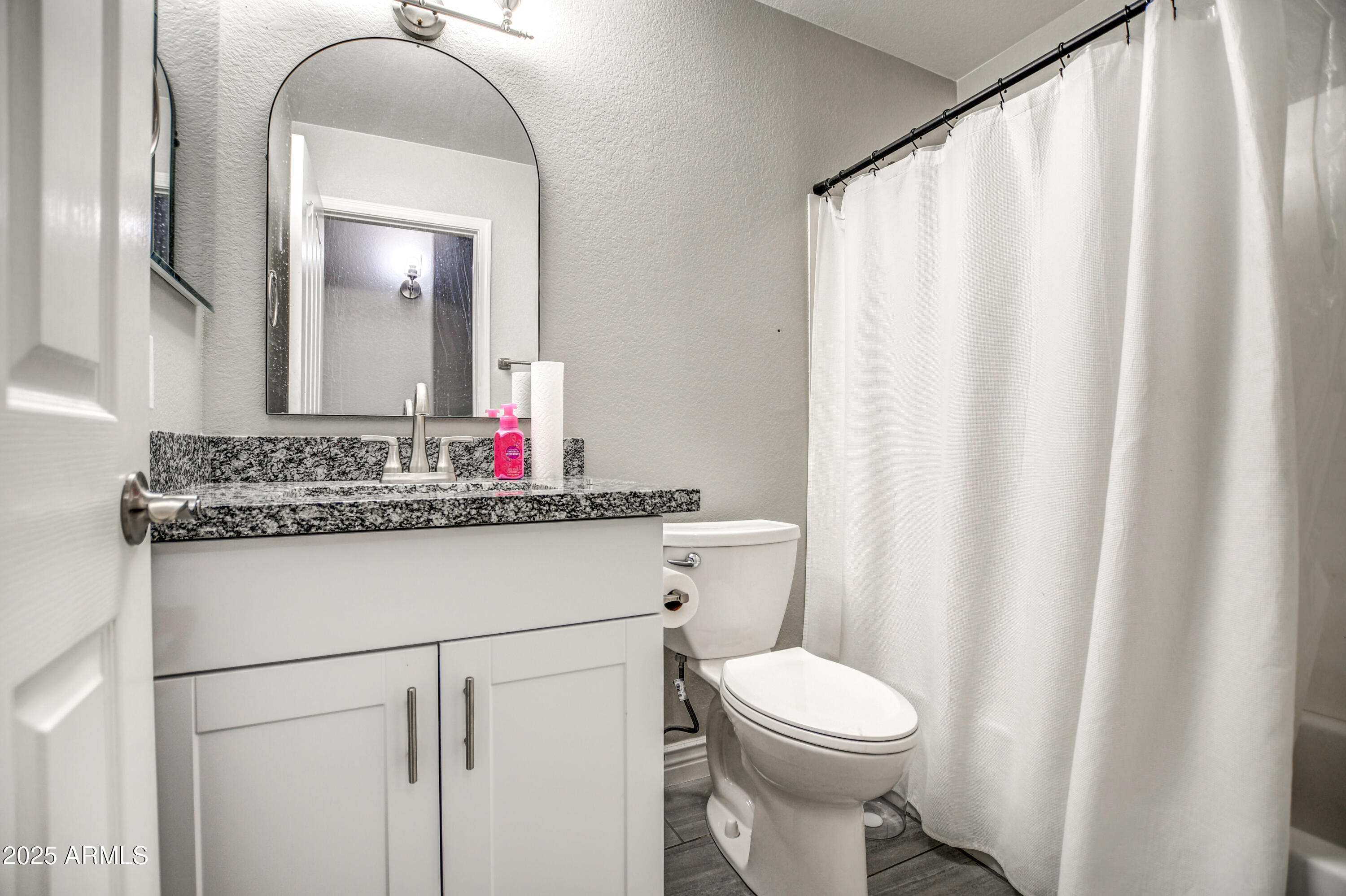 12543 W ROANOKE Avenue