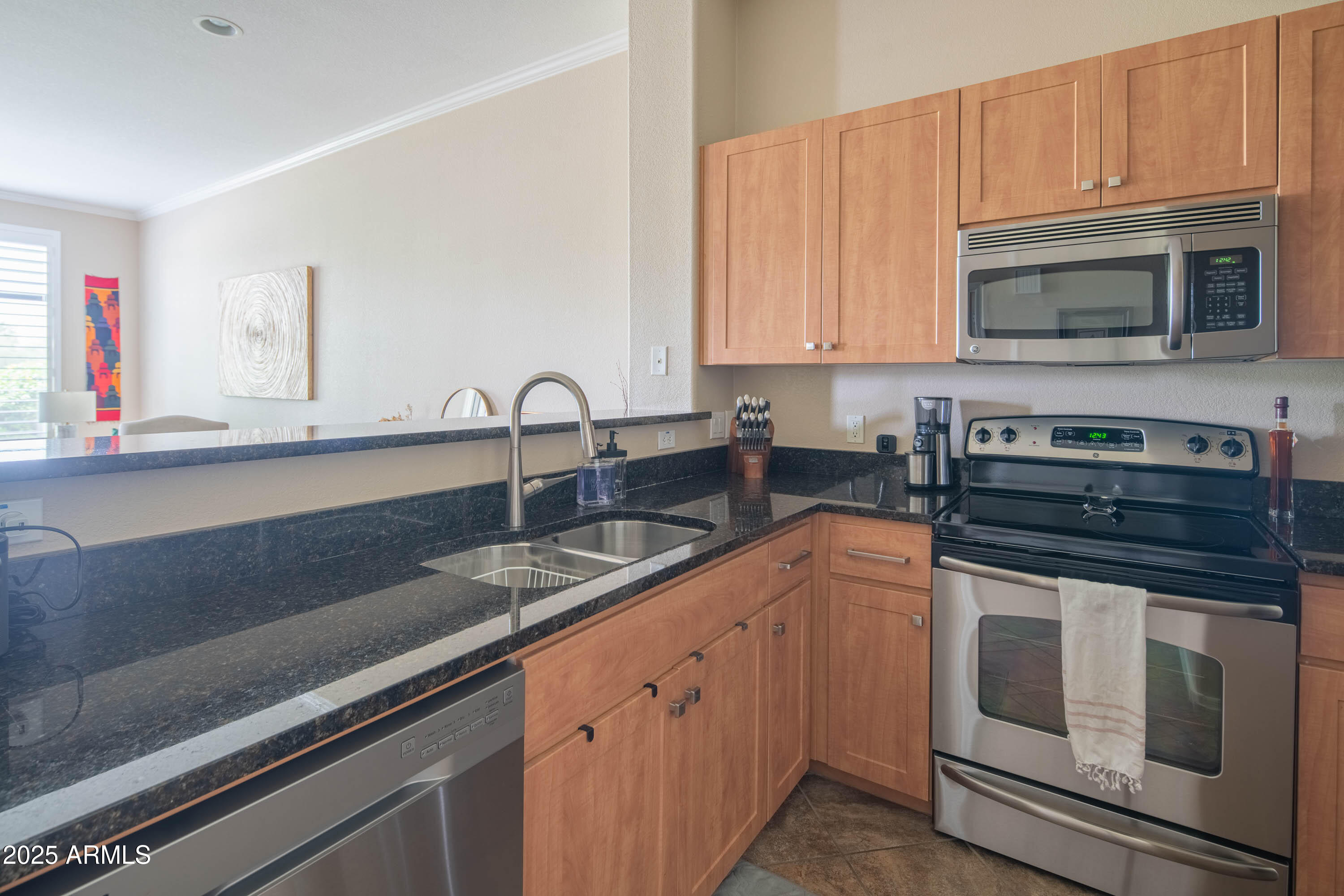 11640 N Tatum Boulevard, 1077