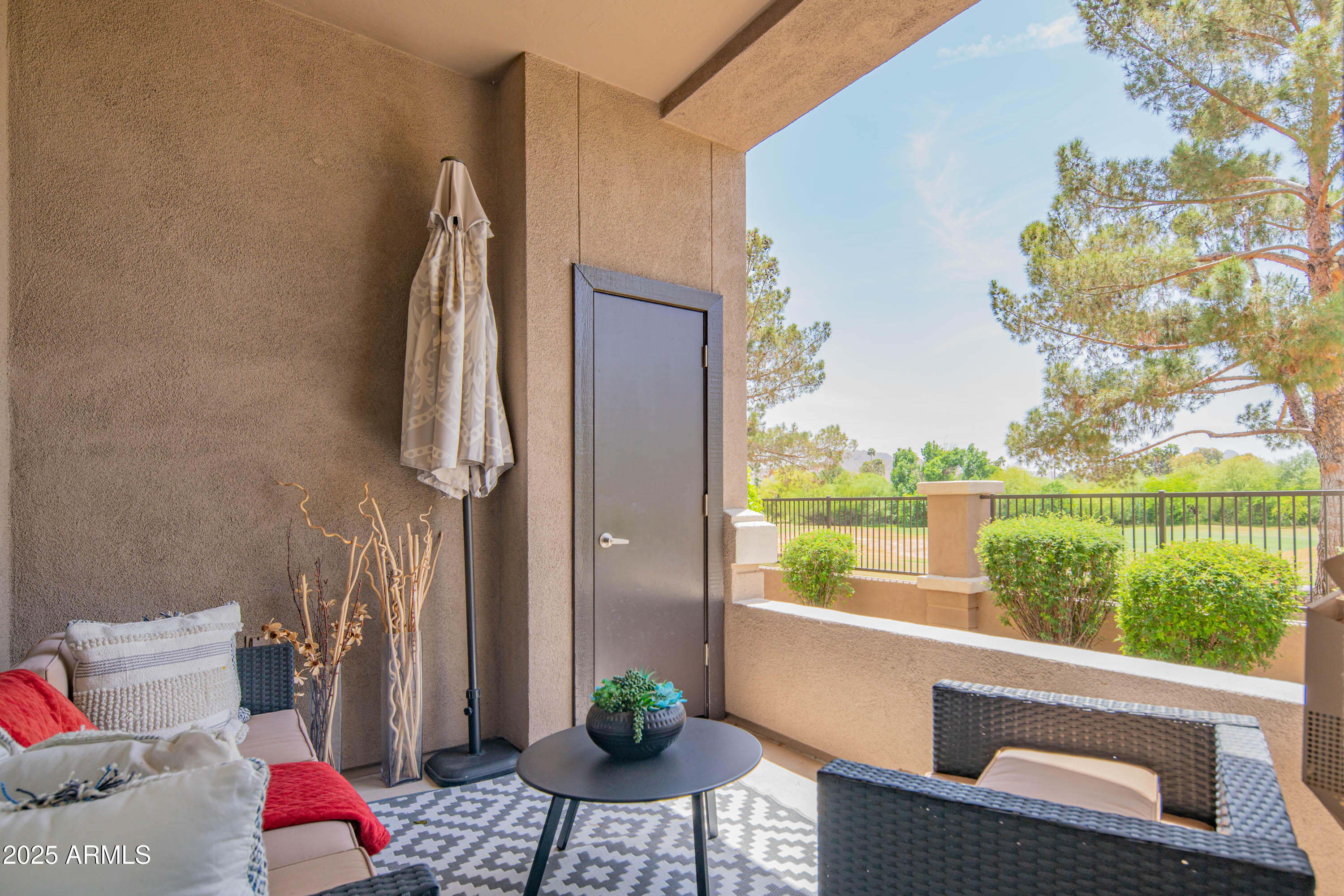 11640 N Tatum Boulevard, 1077