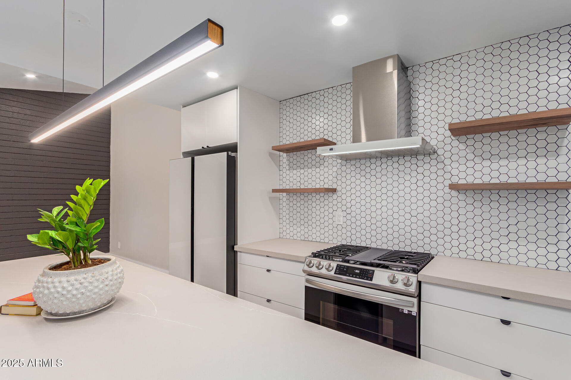 1624 E CAMPBELL Avenue, 51