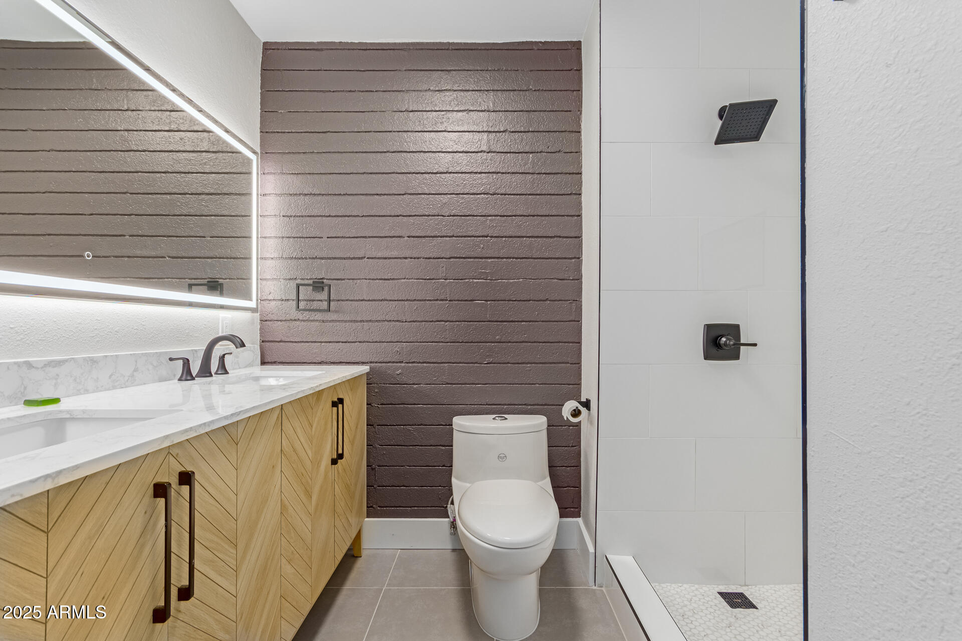 1624 E CAMPBELL Avenue, 51