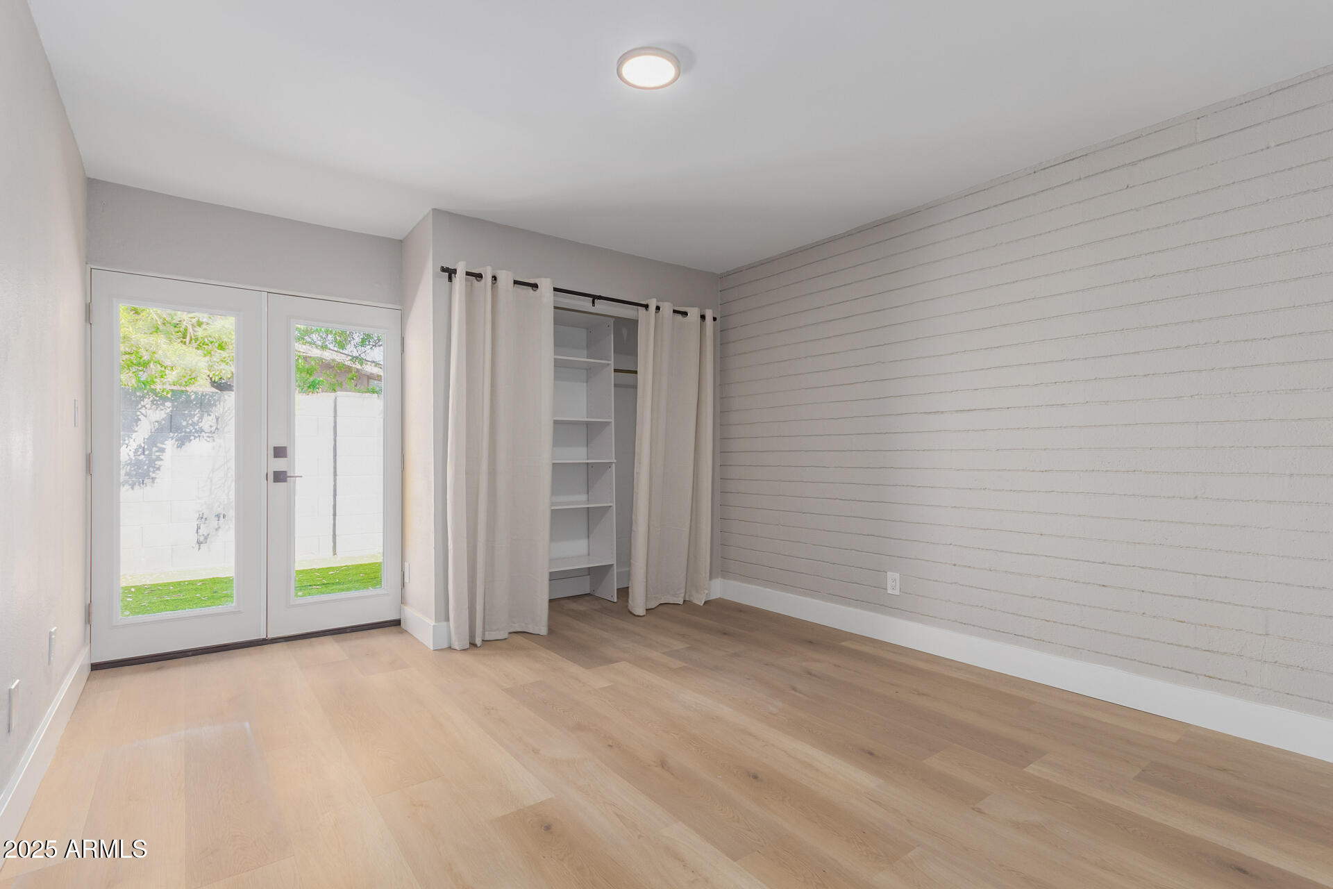 1624 E CAMPBELL Avenue, 51