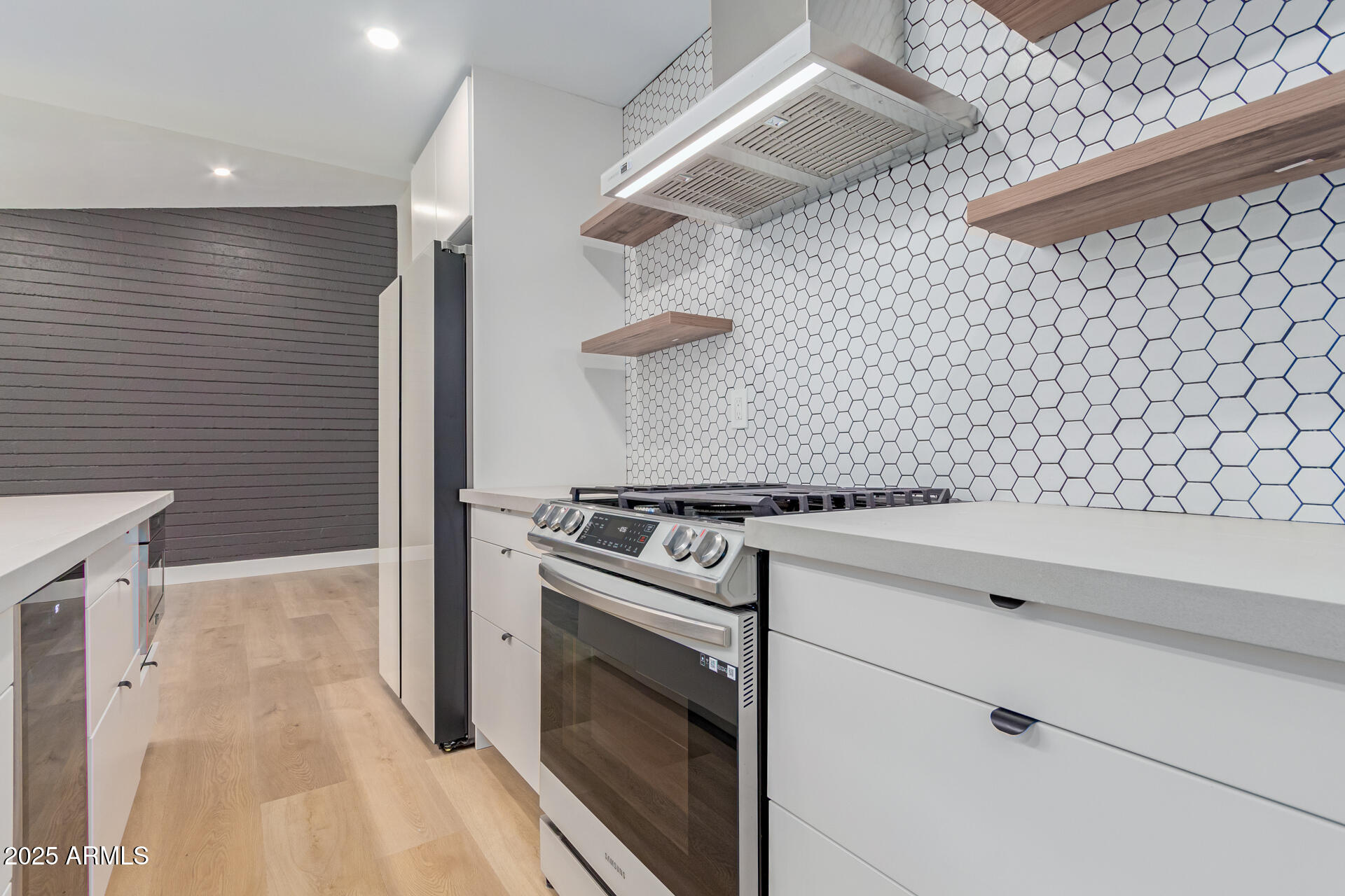 1624 E CAMPBELL Avenue, 51