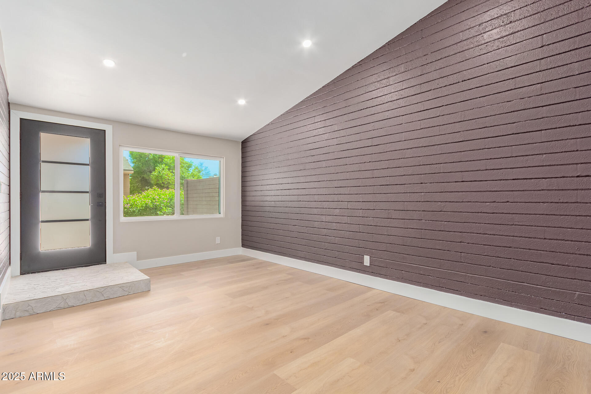 1624 E CAMPBELL Avenue, 51