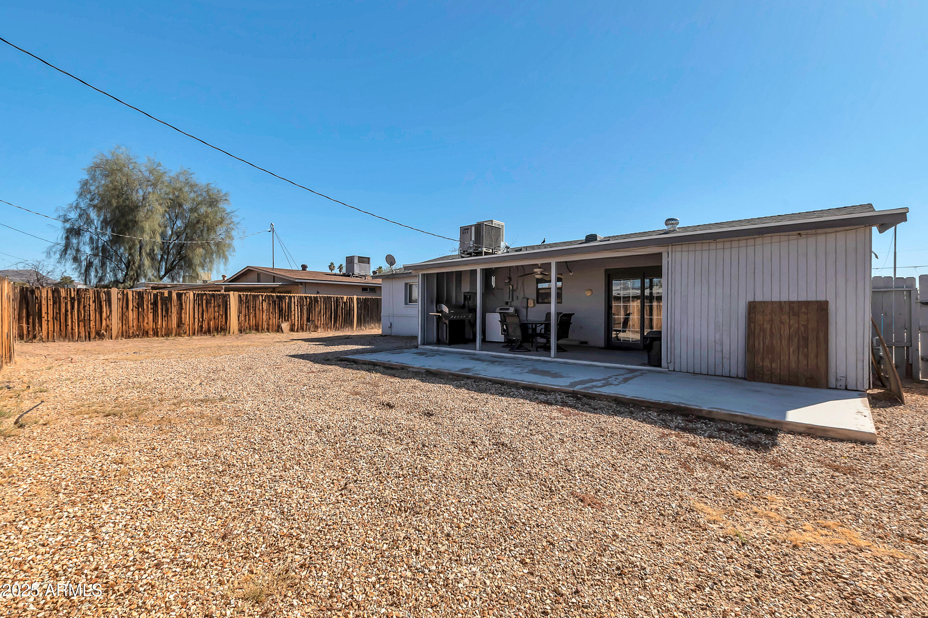 3422 W POINSETTIA Drive