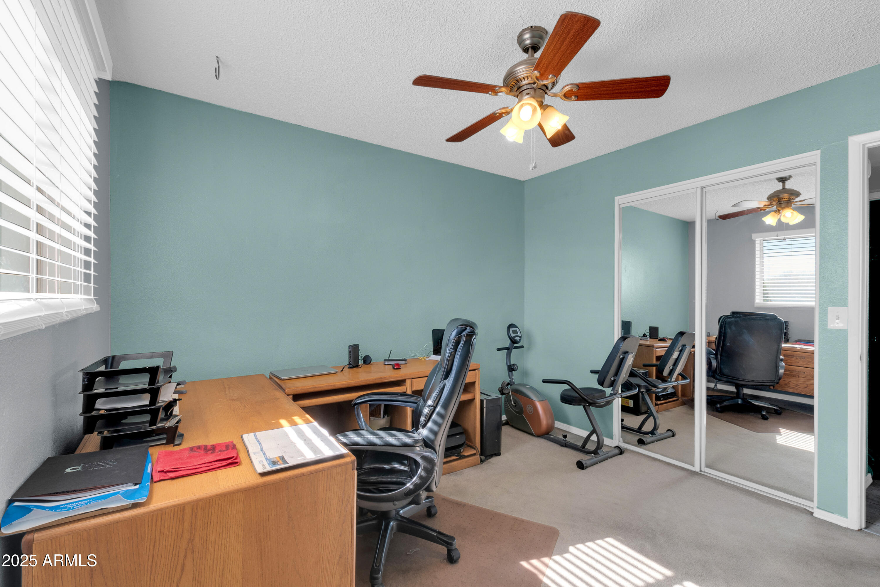 3422 W POINSETTIA Drive