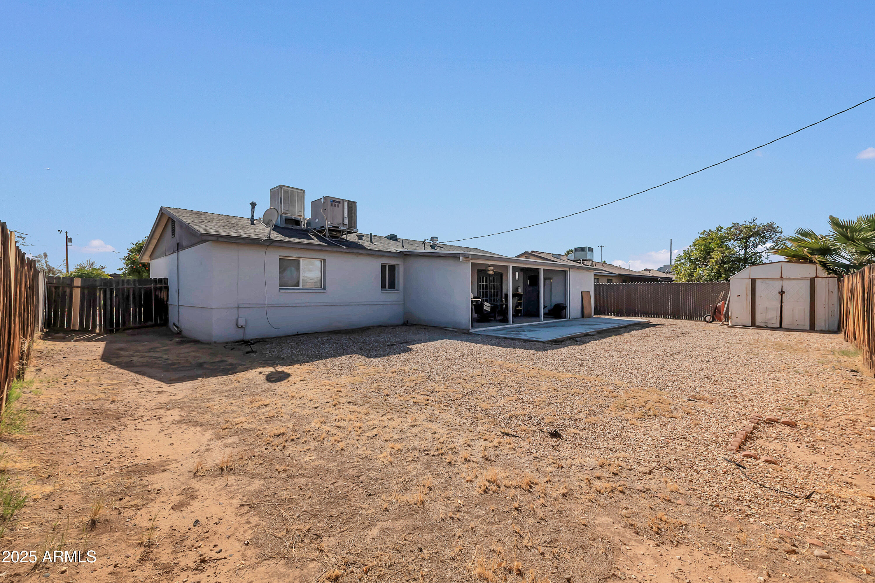 3422 W POINSETTIA Drive