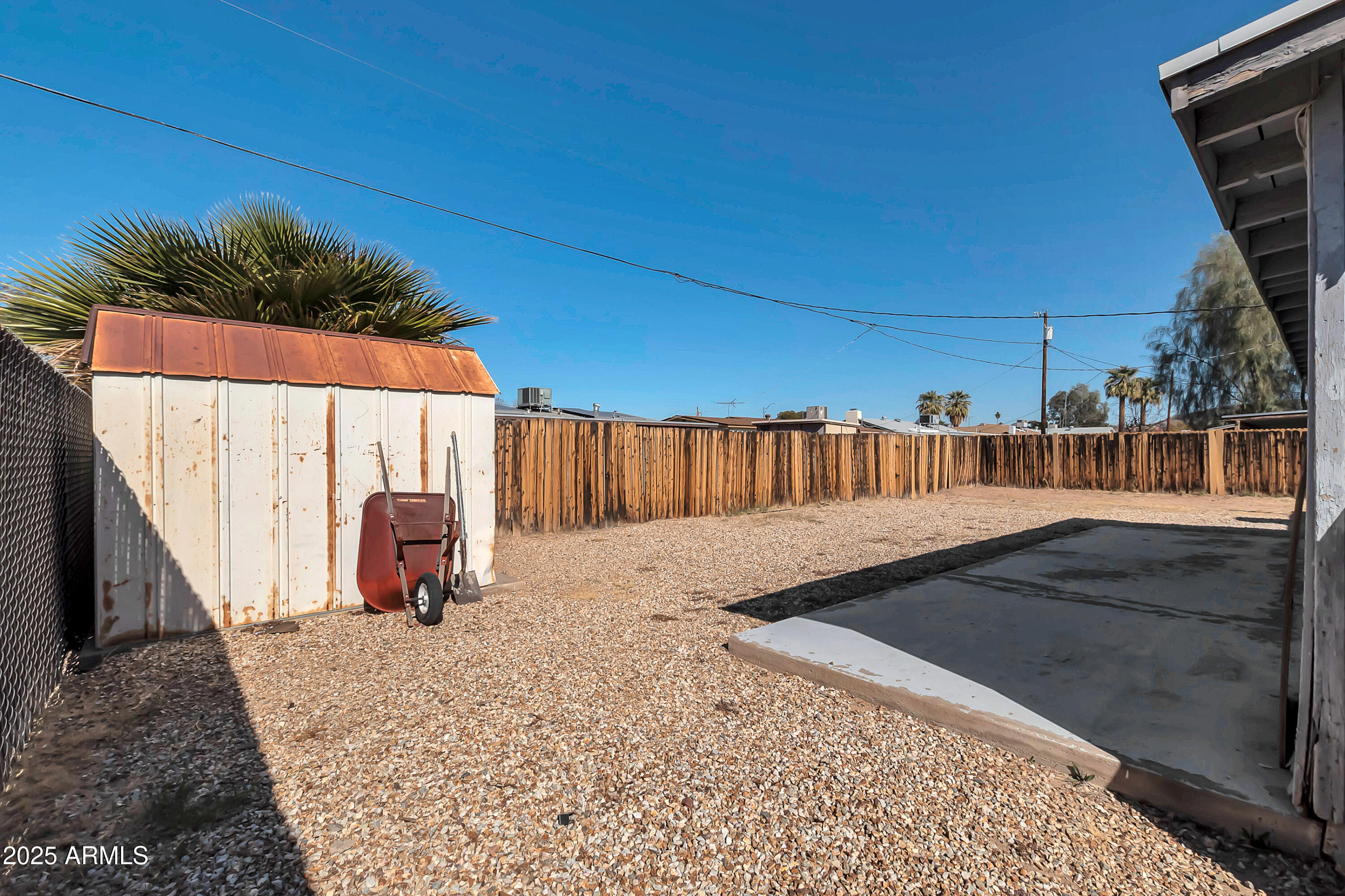 3422 W POINSETTIA Drive