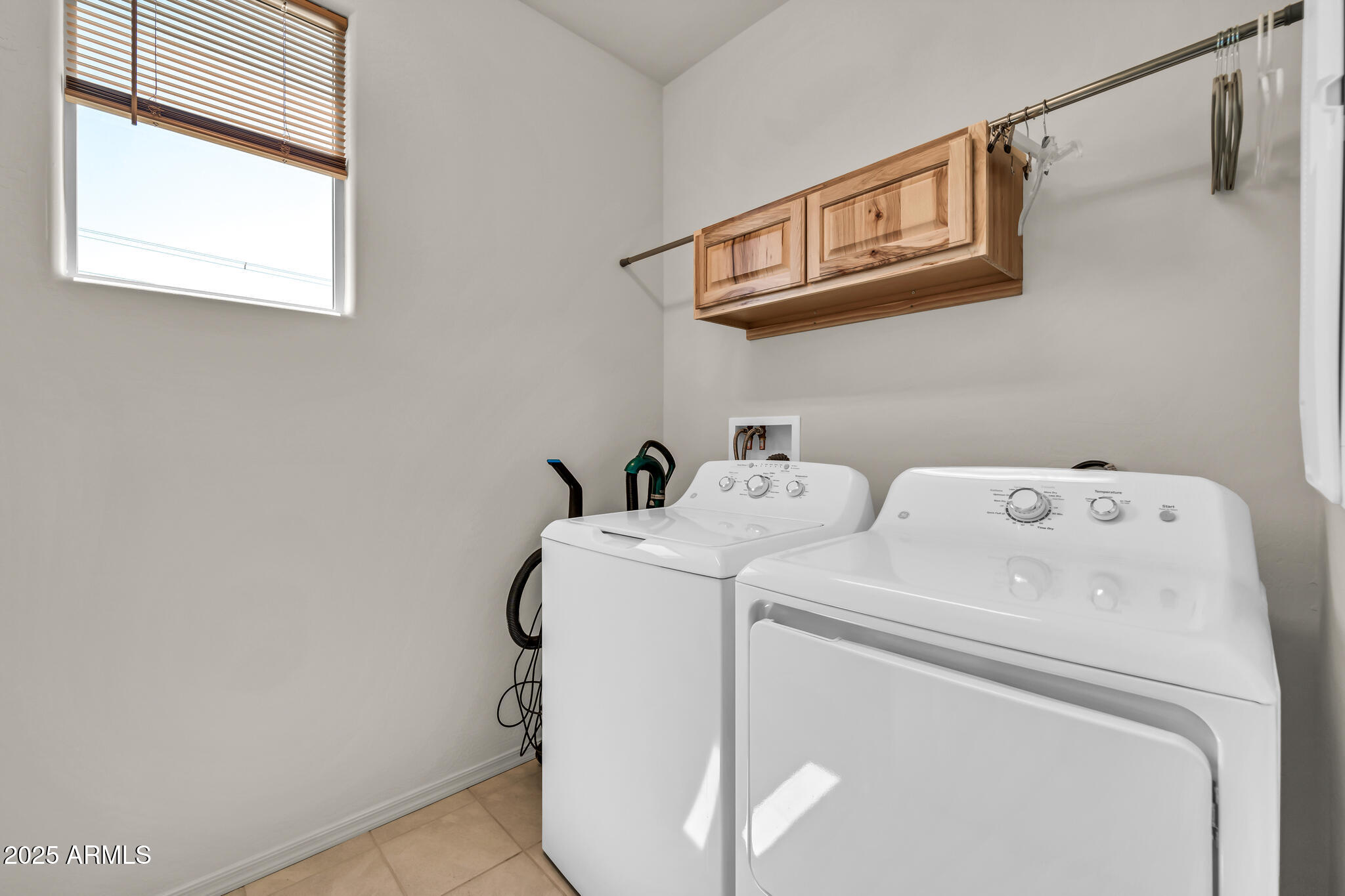 27606 W TONOPAH Drive