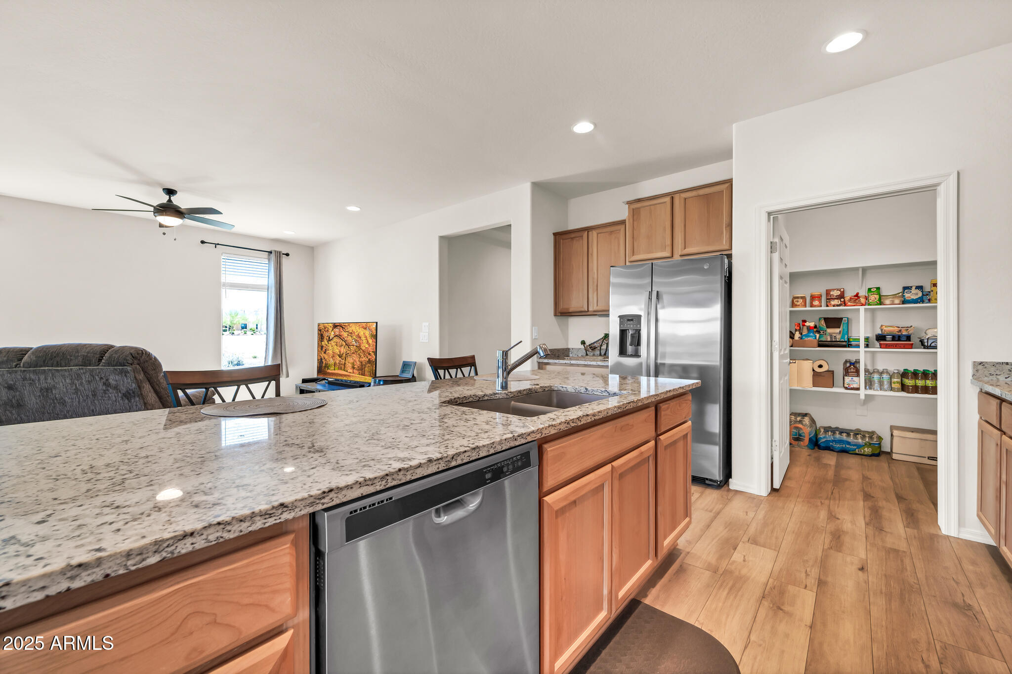 27606 W TONOPAH Drive