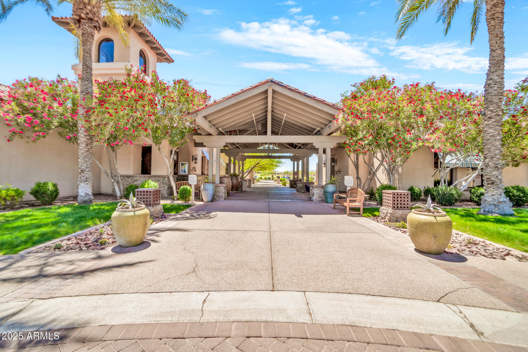 27606 W TONOPAH Drive