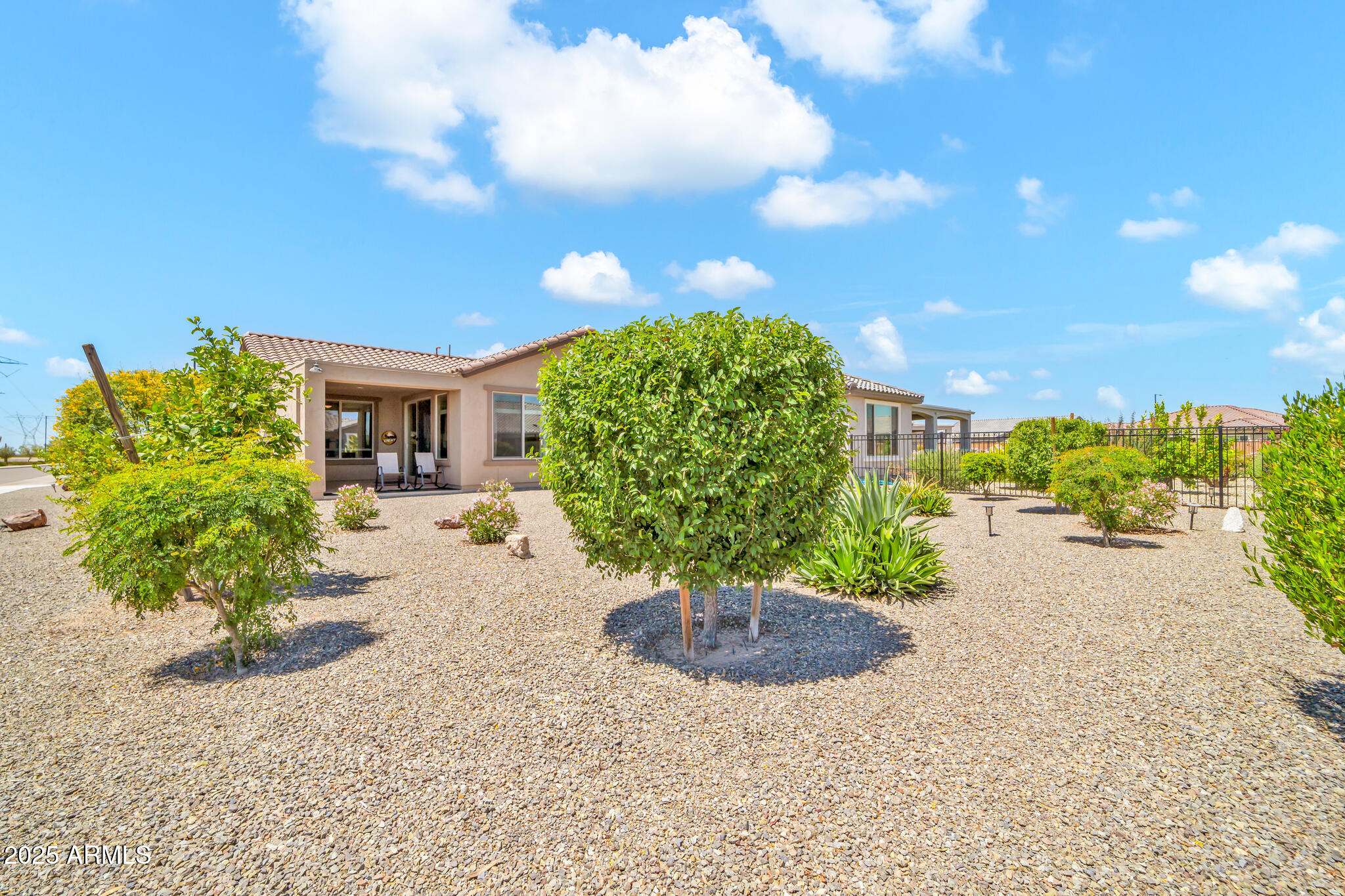 27606 W TONOPAH Drive