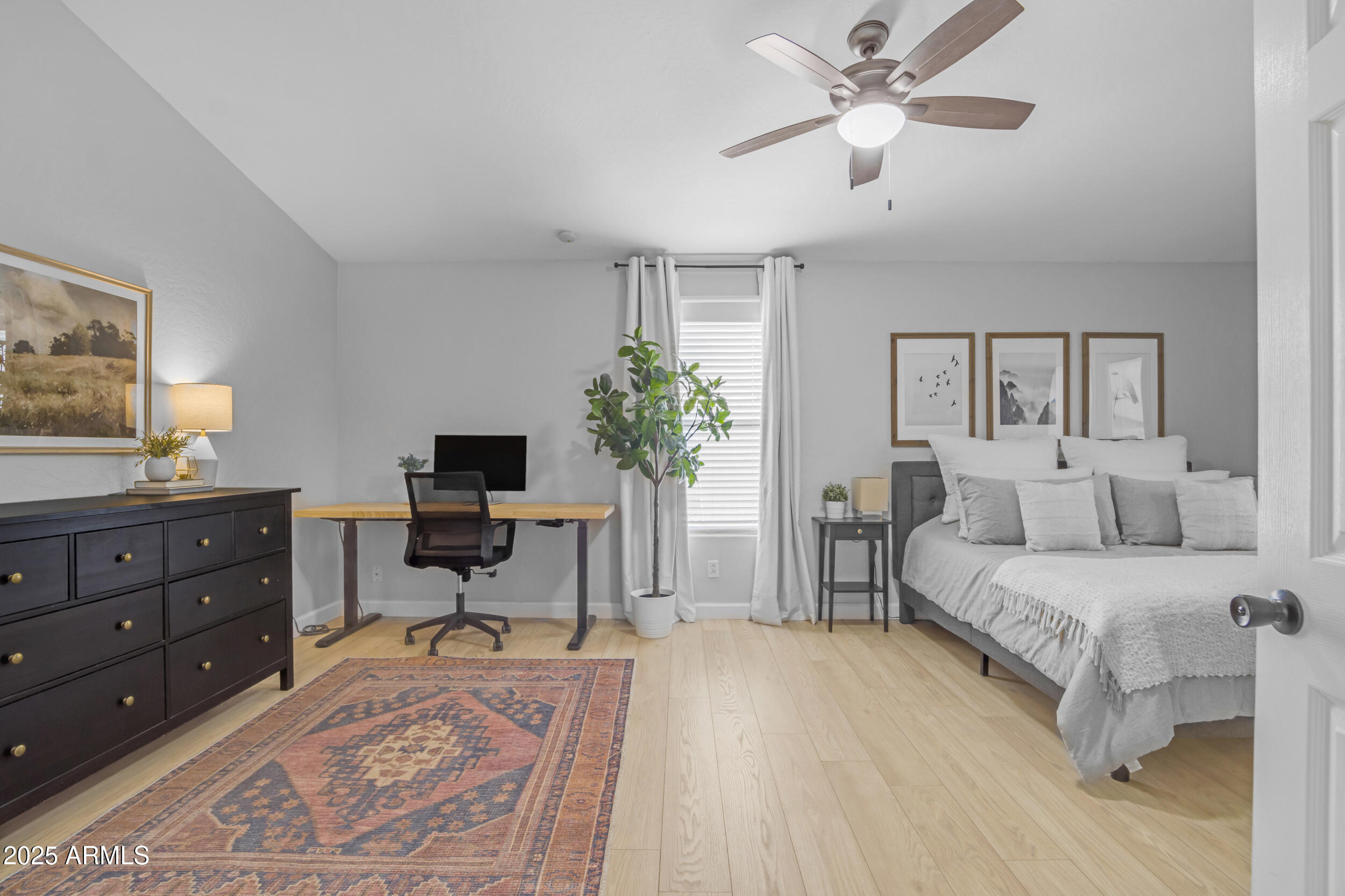 3349 E Flamingo Court