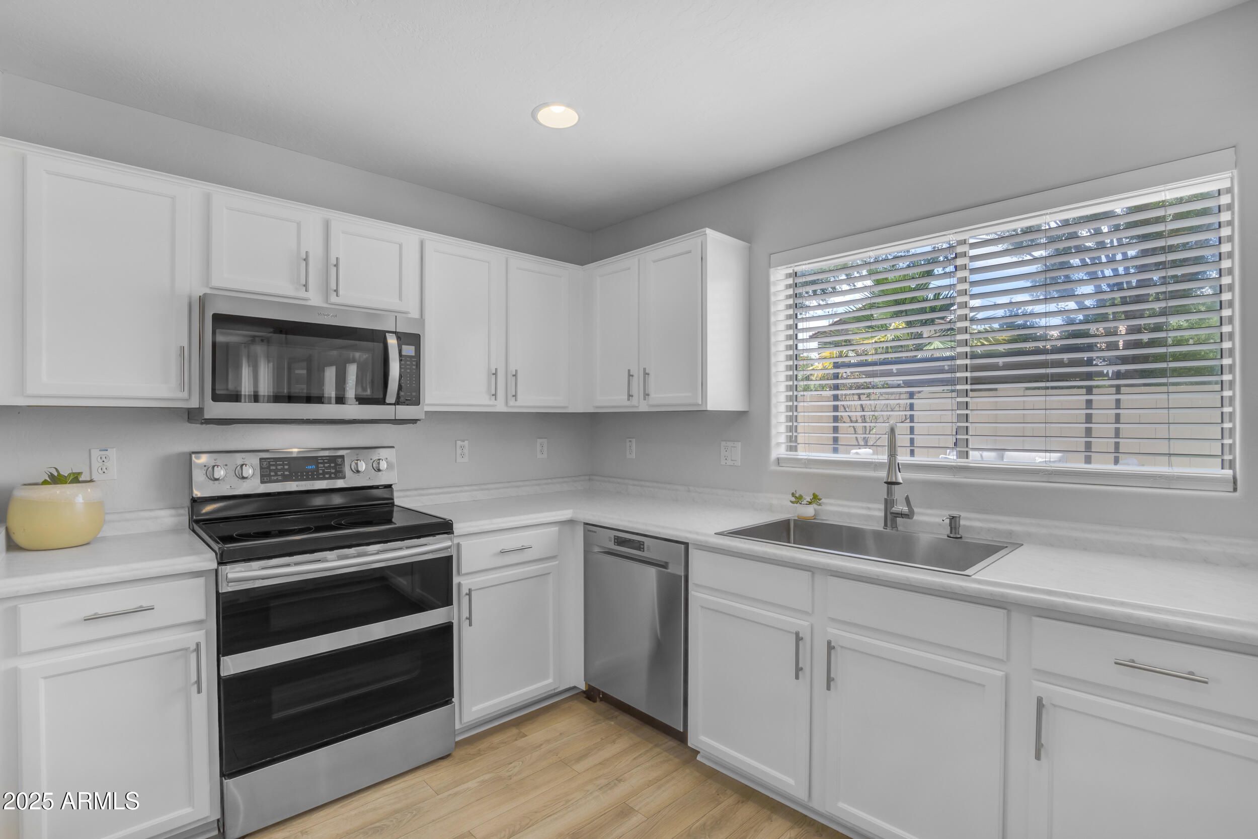 3349 E Flamingo Court