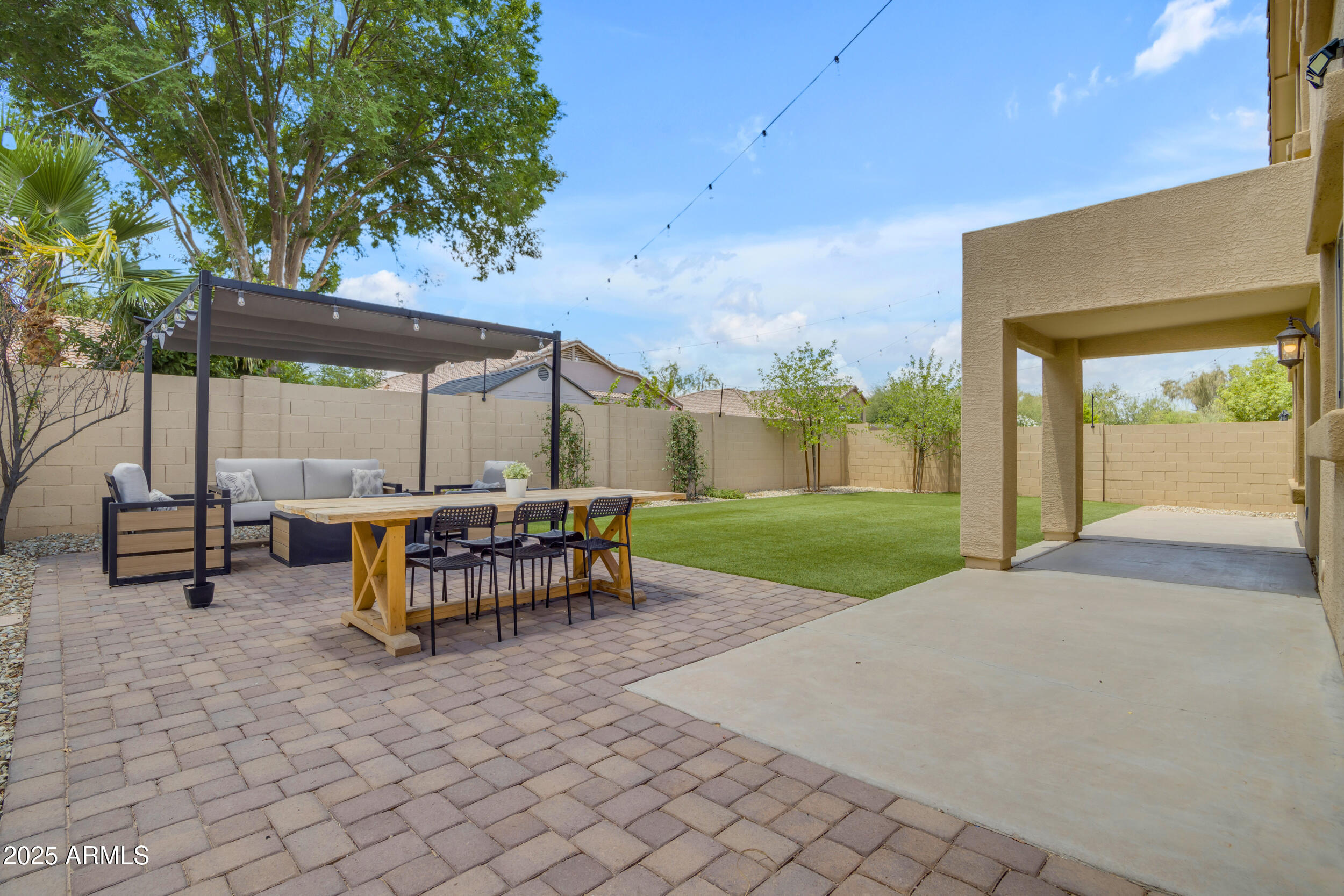 3349 E Flamingo Court