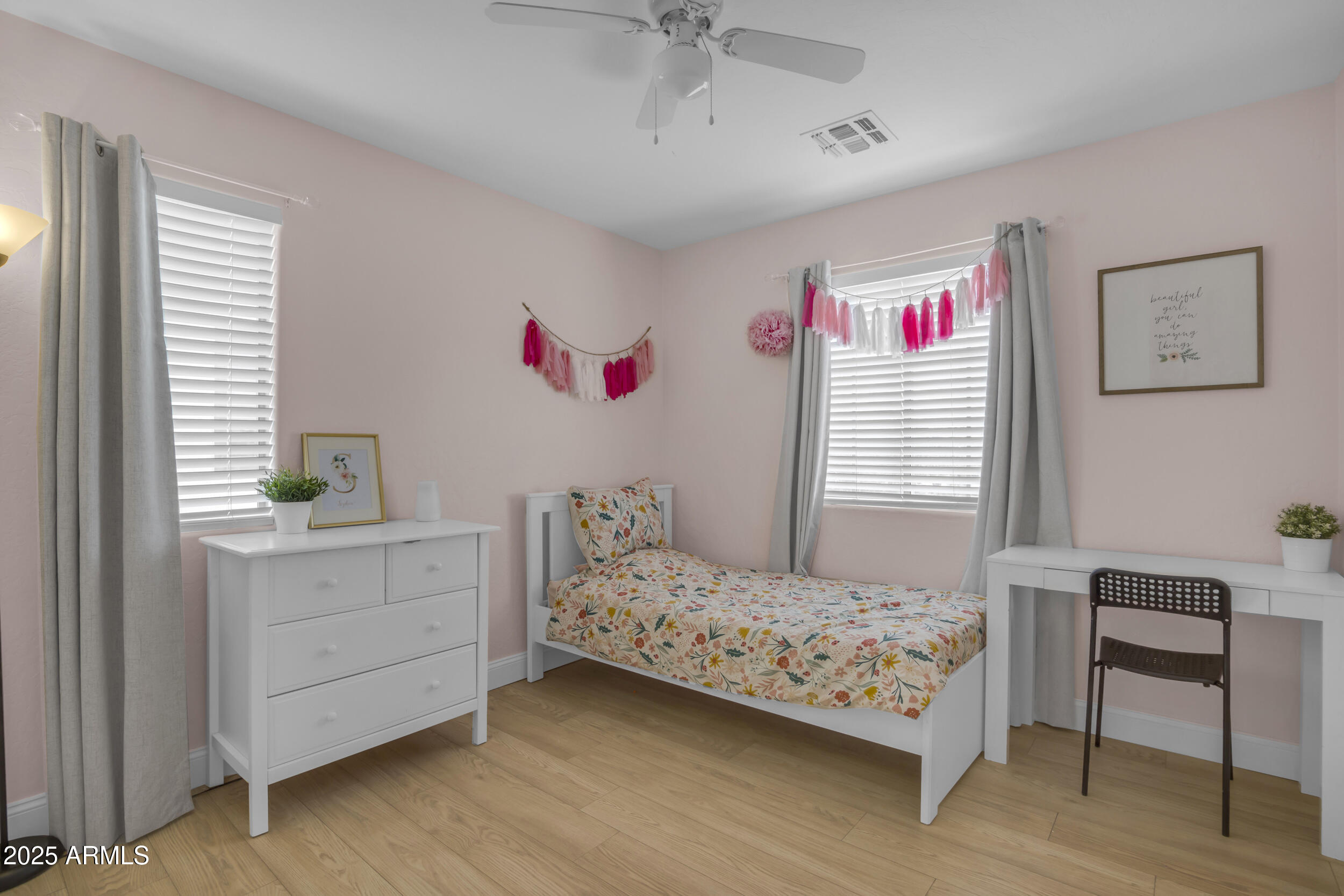 3349 E Flamingo Court