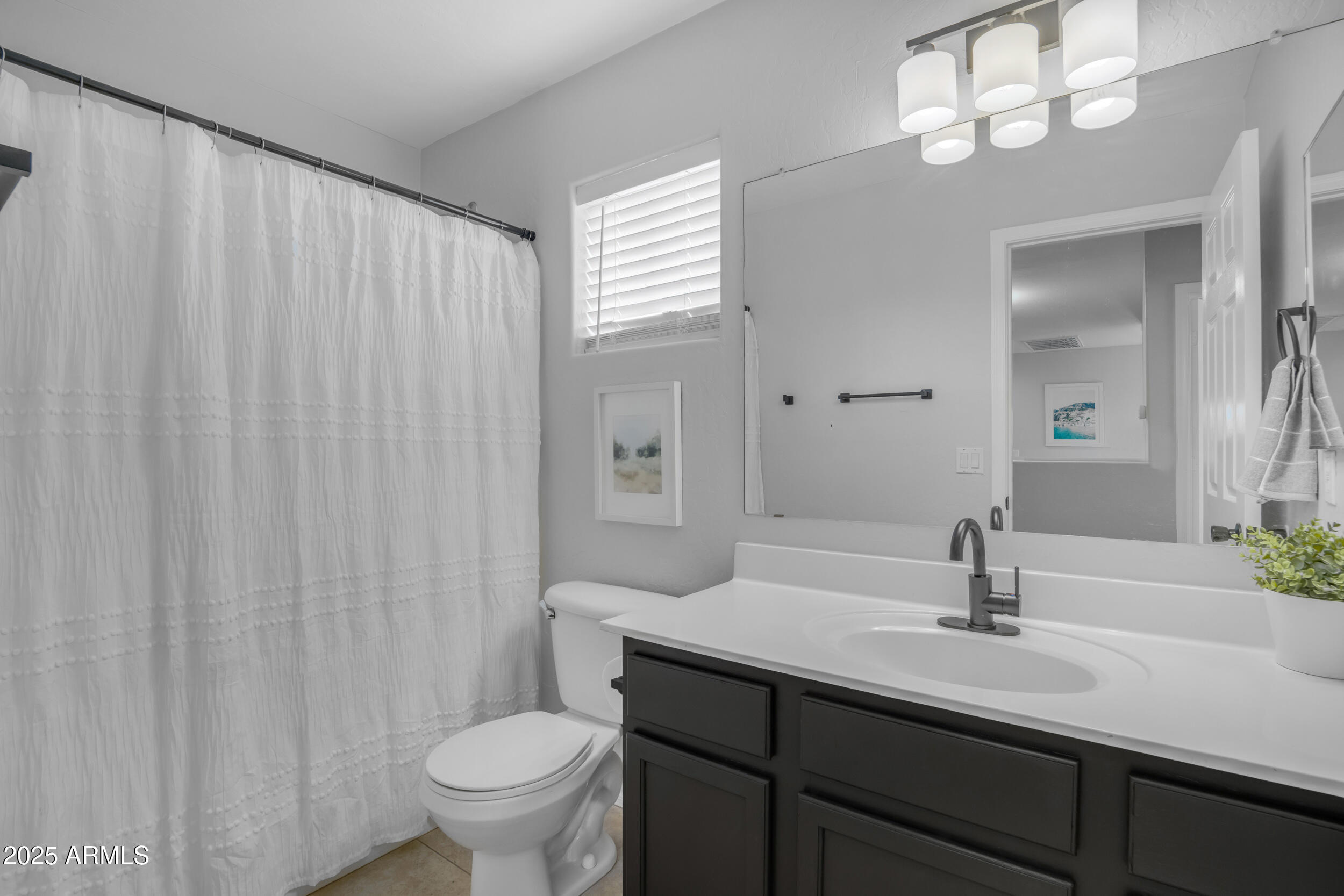 3349 E Flamingo Court