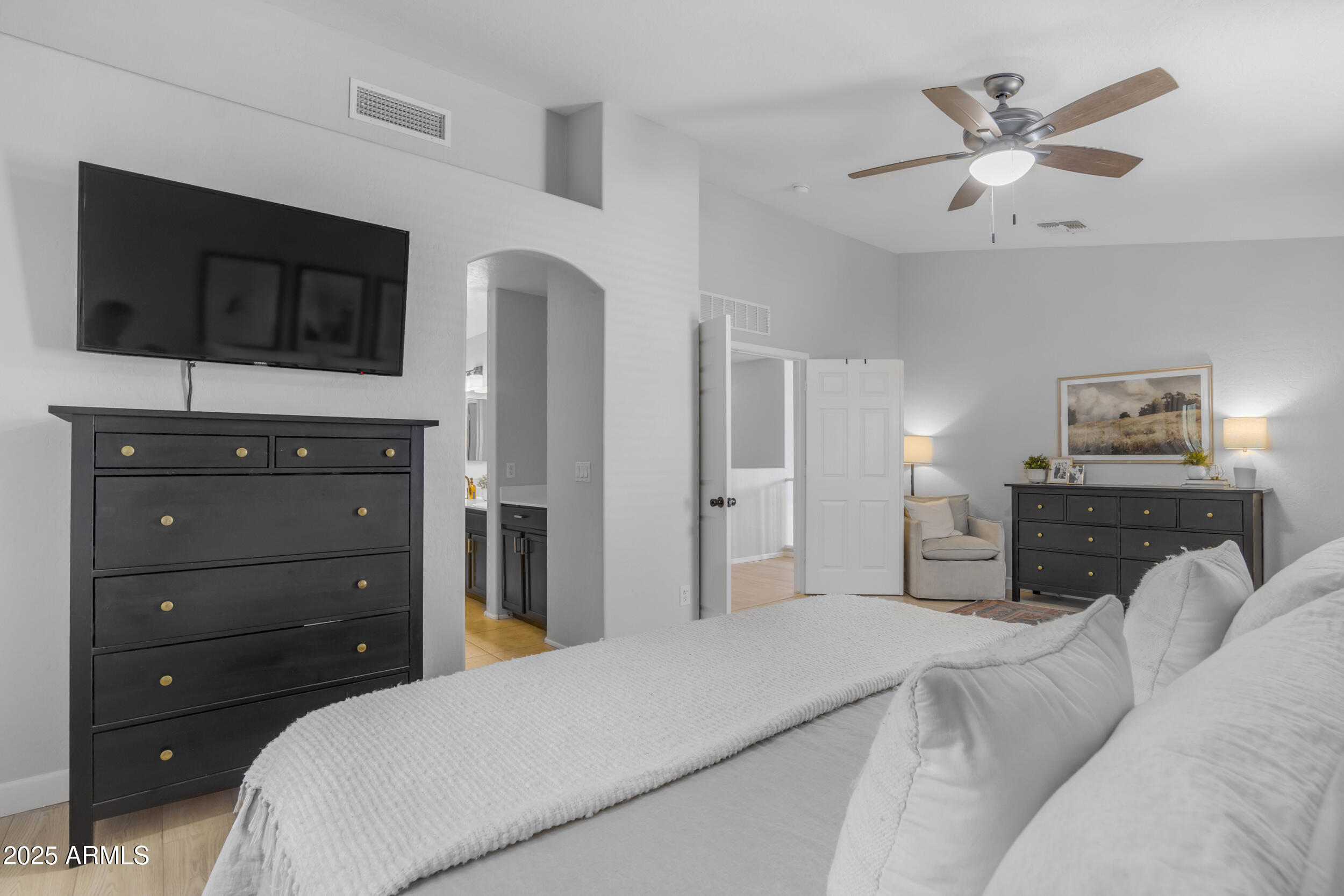 3349 E Flamingo Court